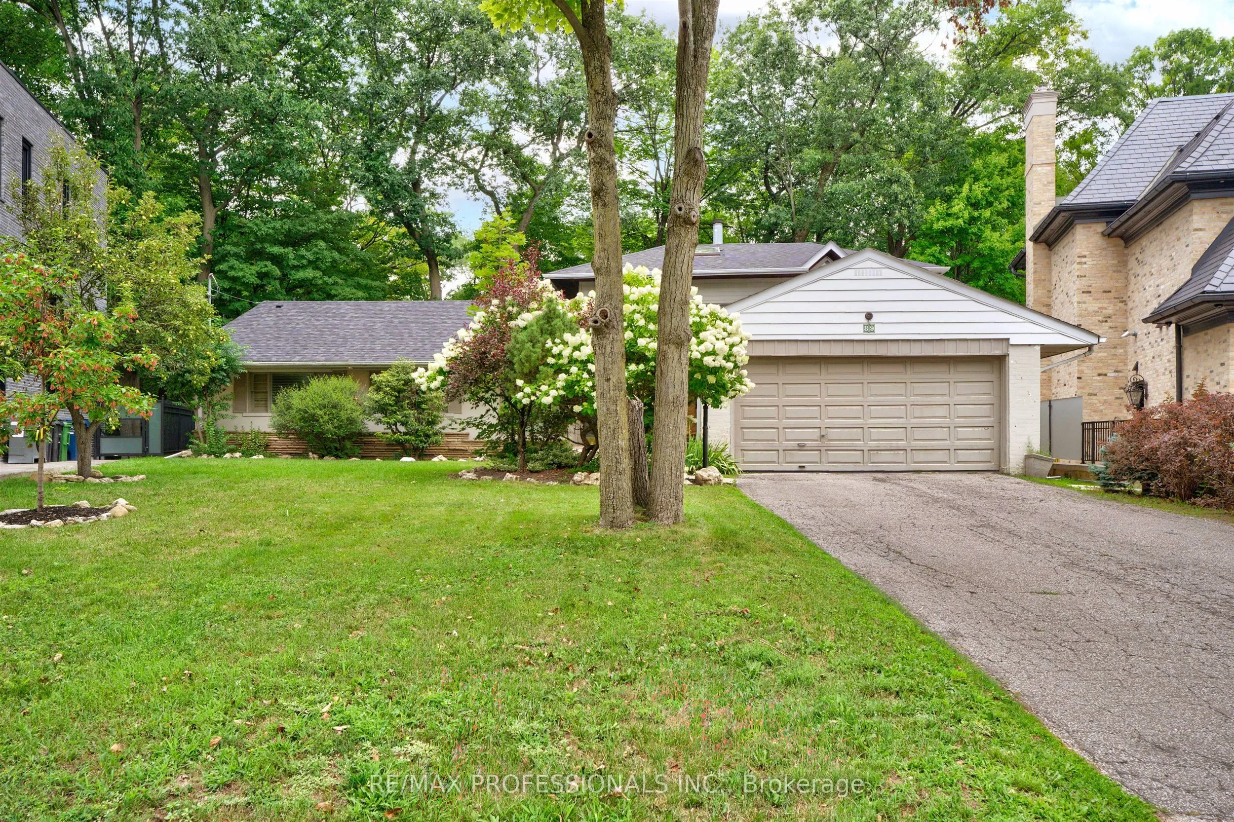 Detached Home For Lease | W13654530