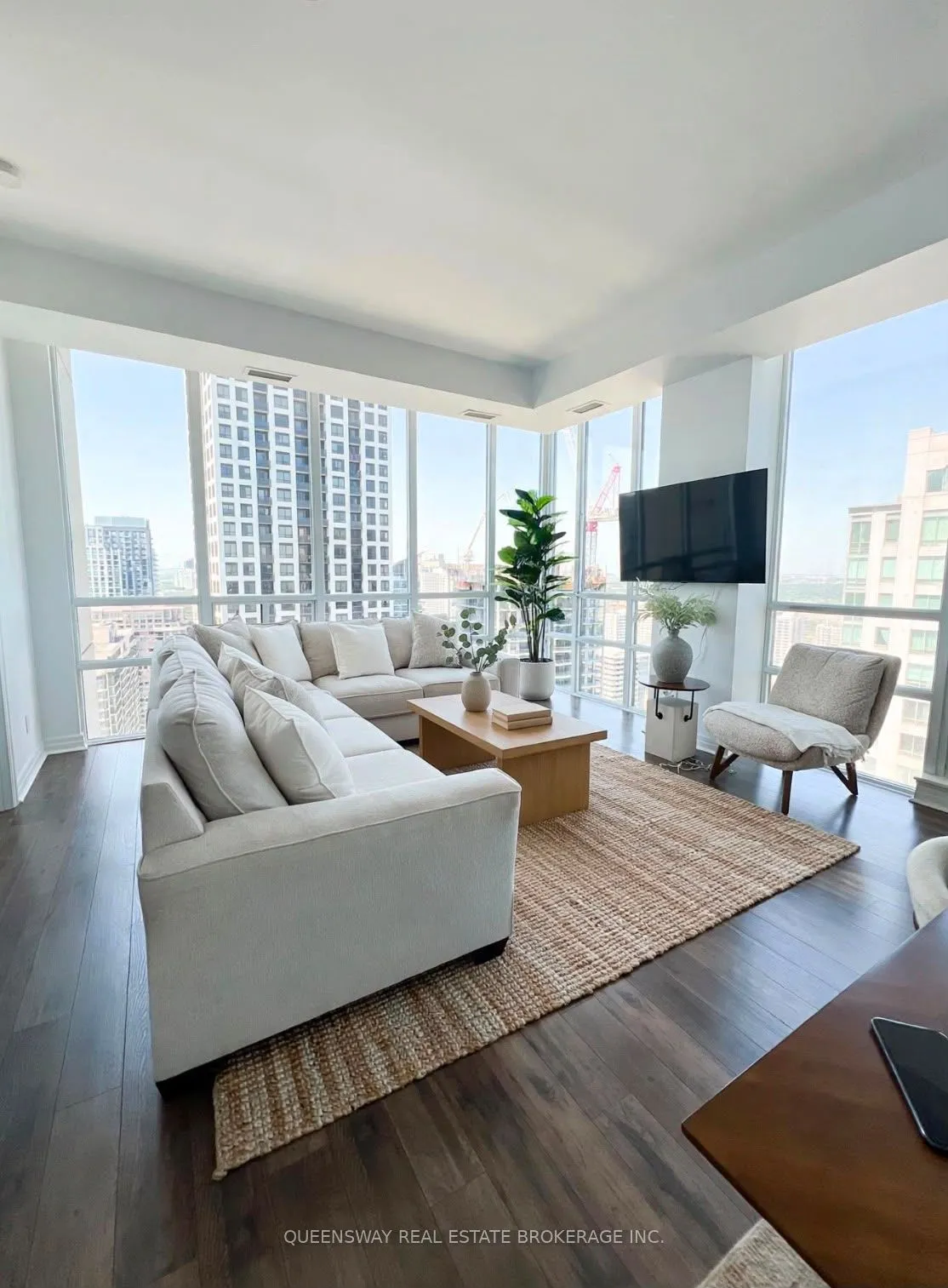 Property For Lease | W13655078