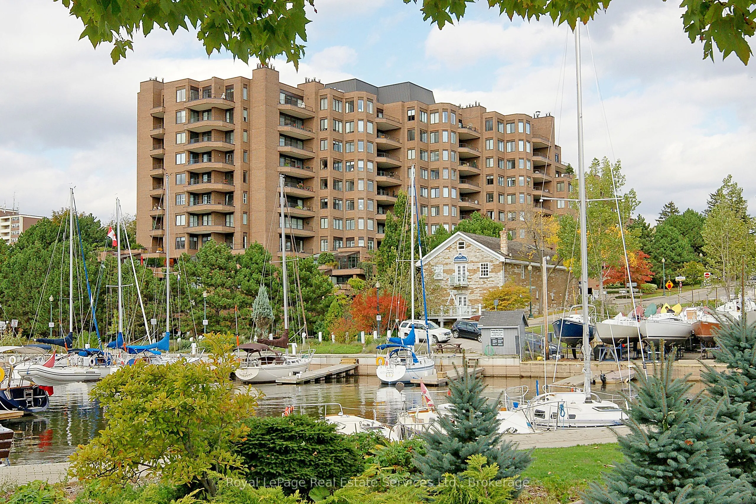 Property For Lease | W13656352