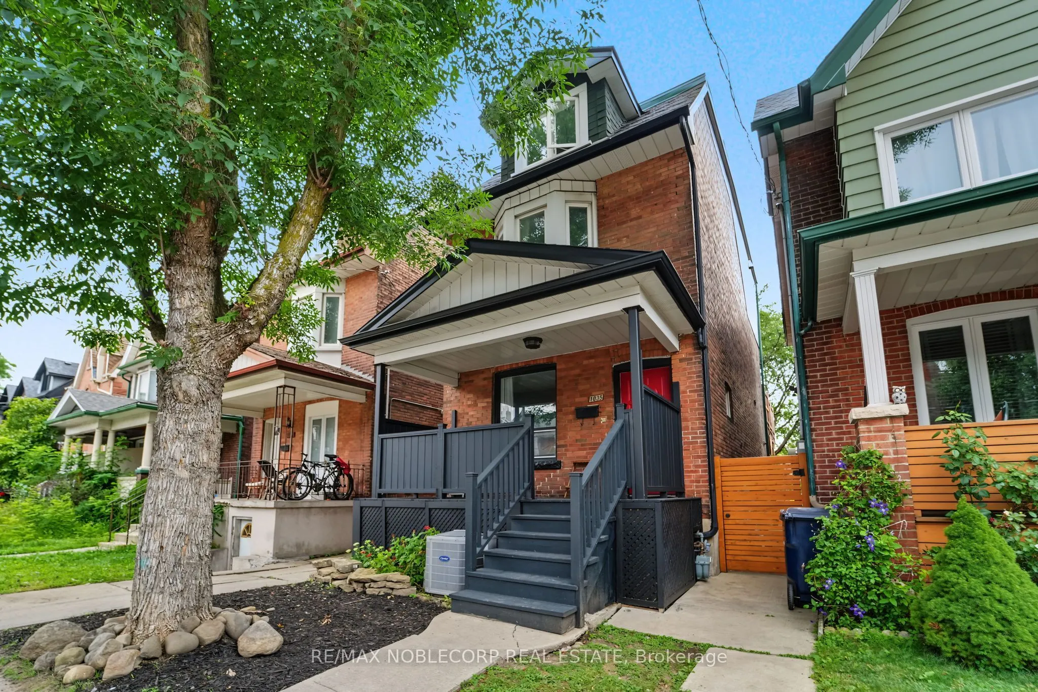 Detached Home For Sale | W13657350