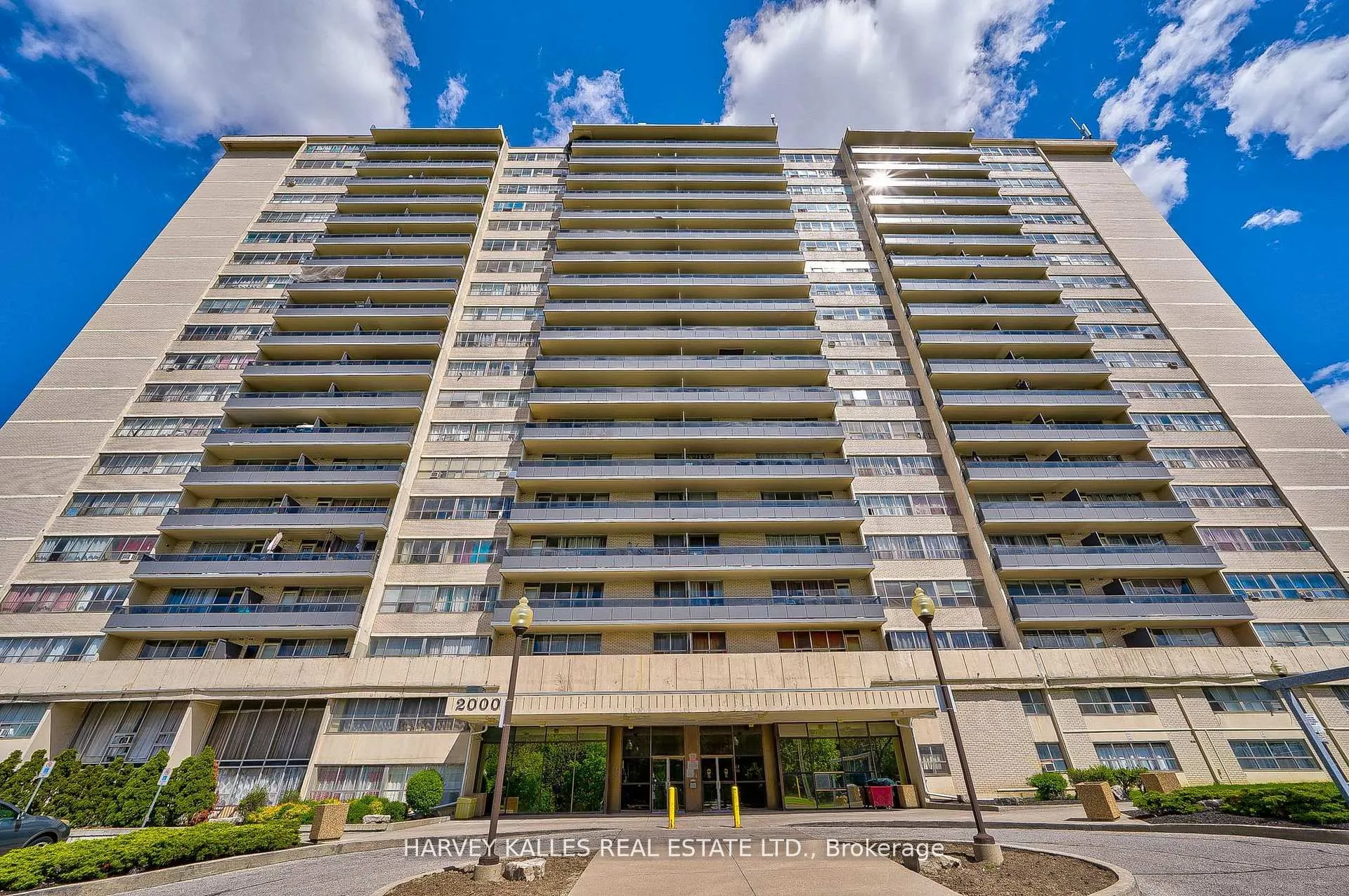 Multiplex For Lease | W13657910