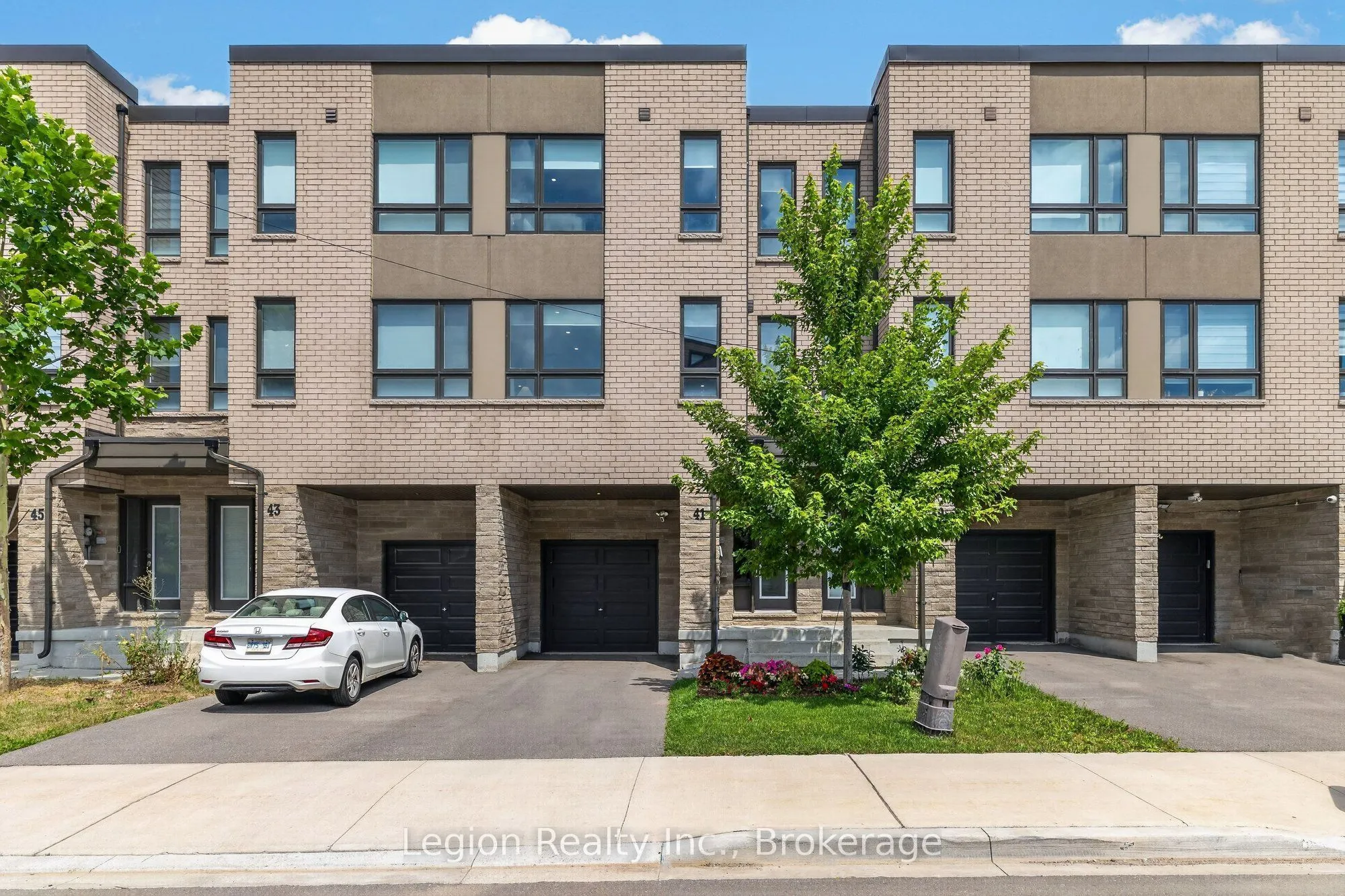 Property For Sale | W13658052
