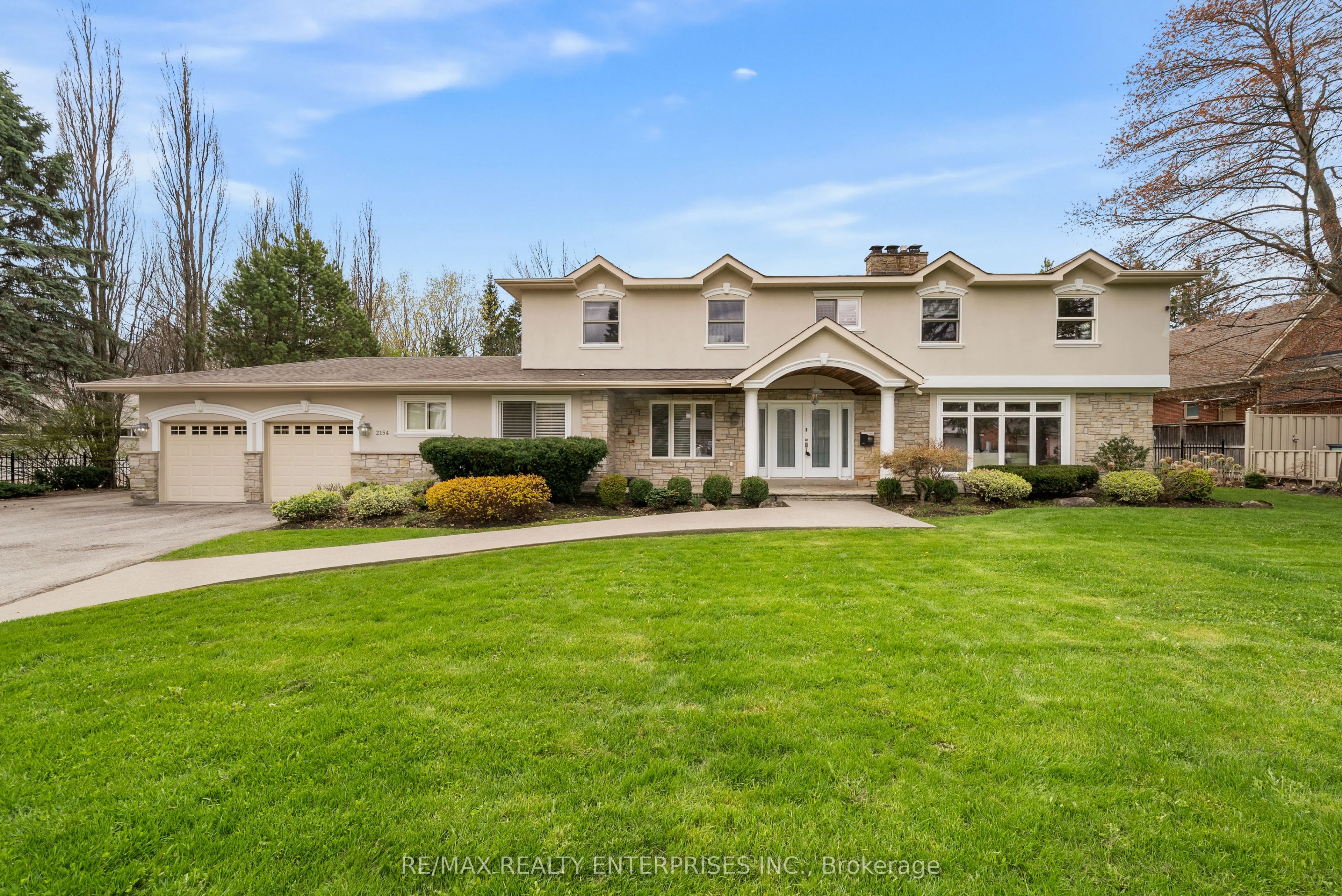 Detached Home For Sale | W13658996