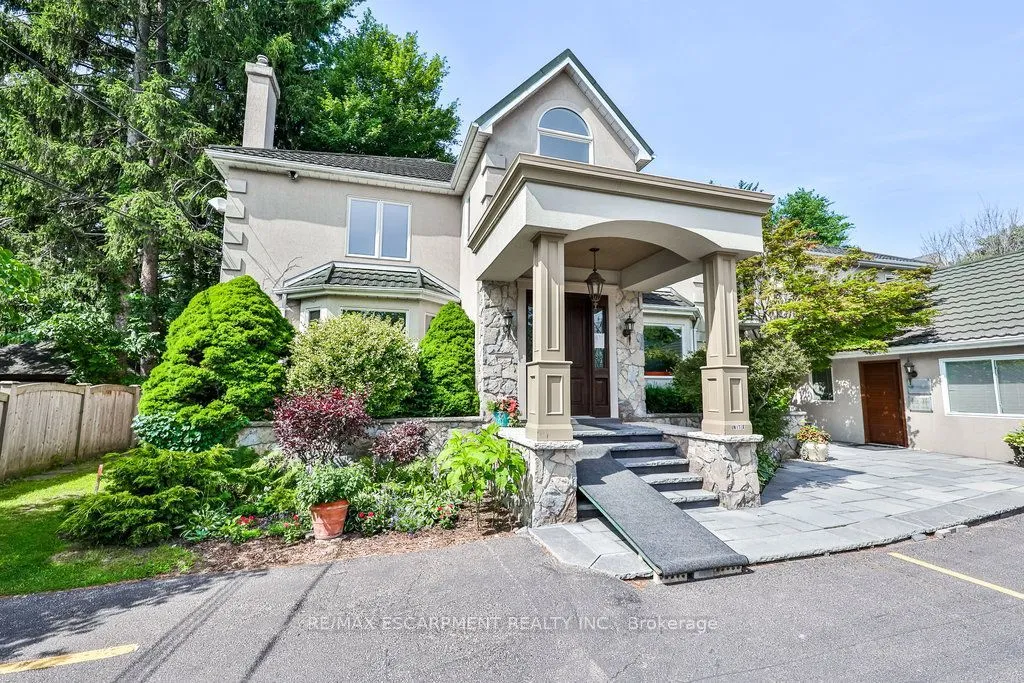 Detached Home For Lease | W13659576