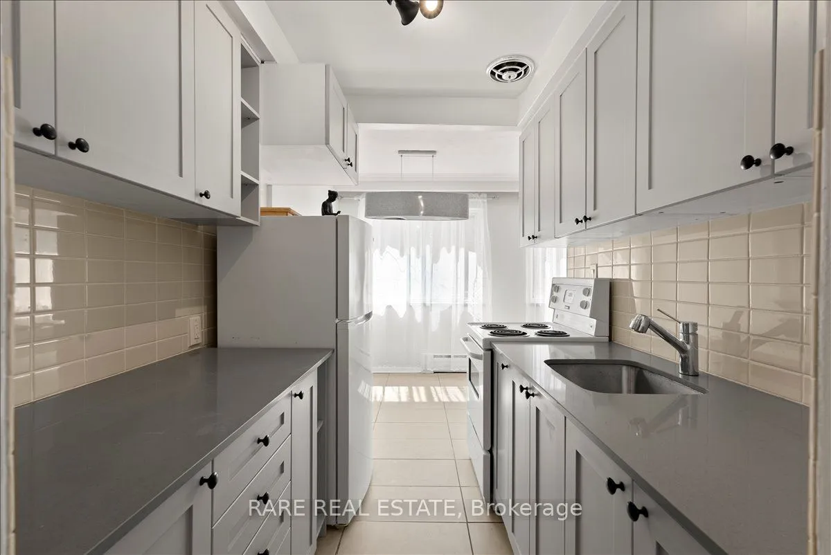 Multiplex For Lease | W13659802