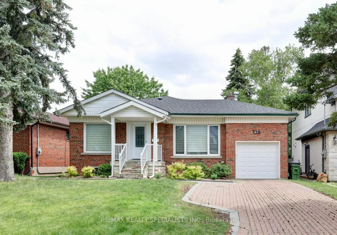 Detached Home For Lease | W13660042