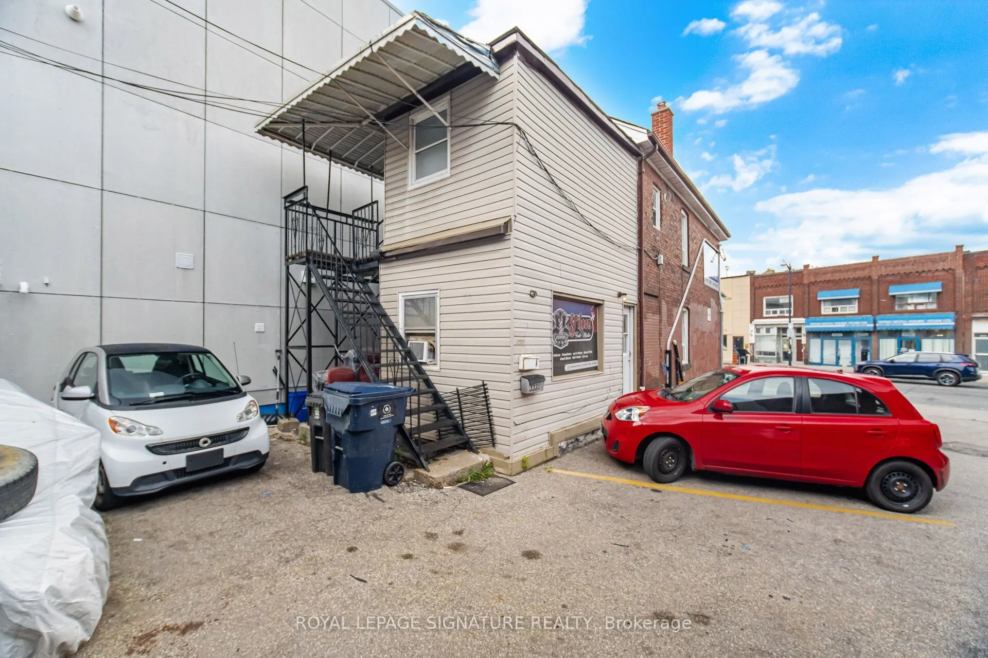 Cottage For Lease | W13661000