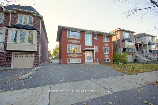 Triplex For Lease | W13661816