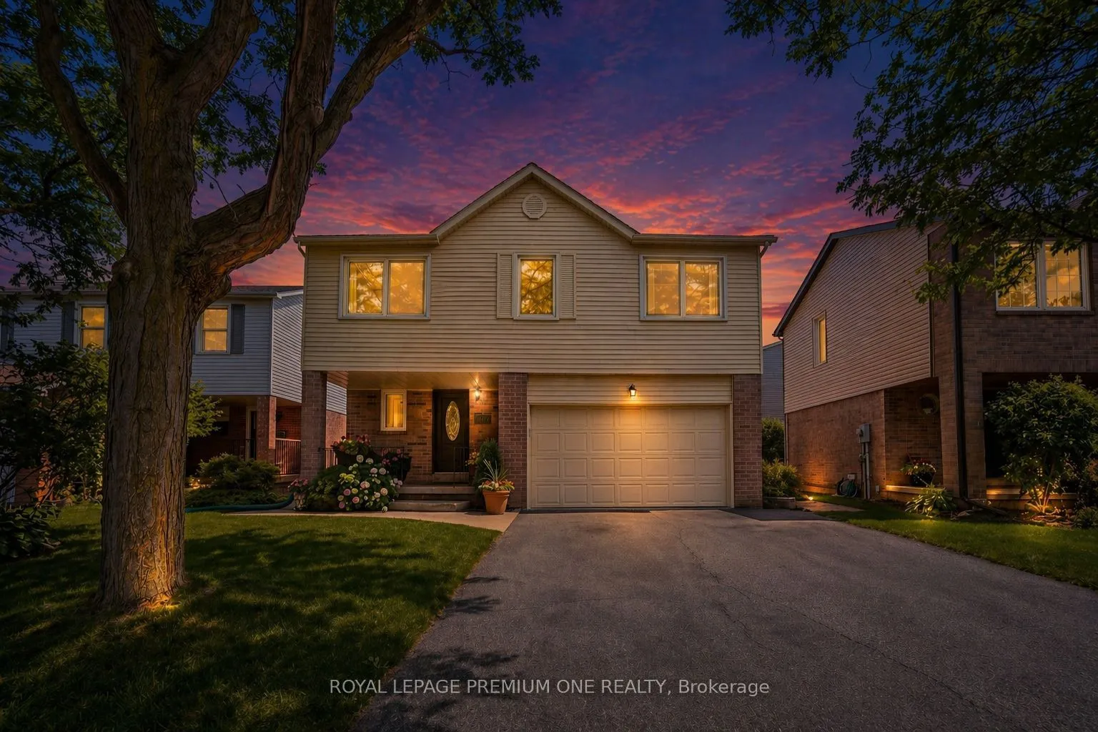 Detached Home For Lease | W13663538