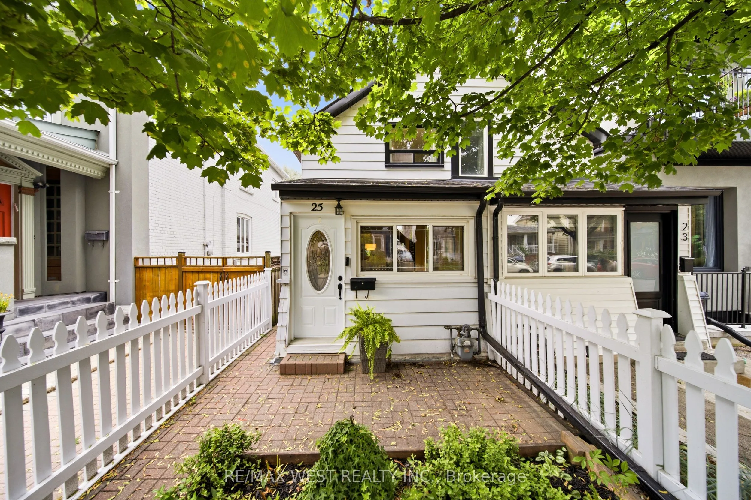 Semi-Detached Home For Sale | W13663660