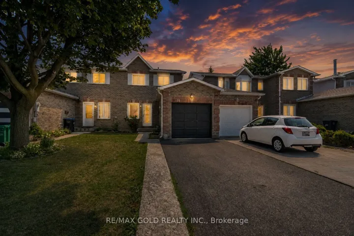 10 Elmstead Court, Brampton, ON L6Y 4B9