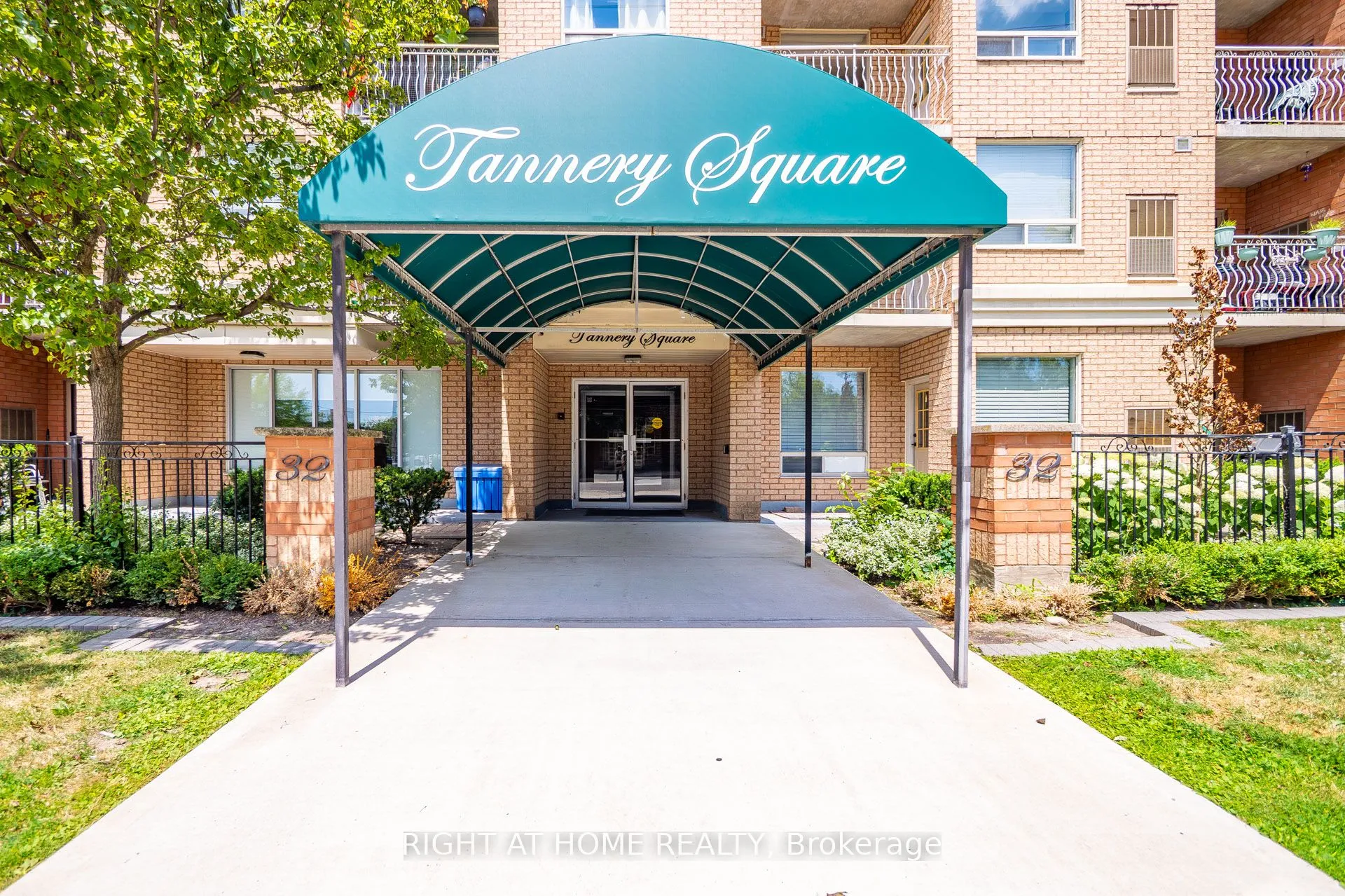 Property For Sale | W13664090