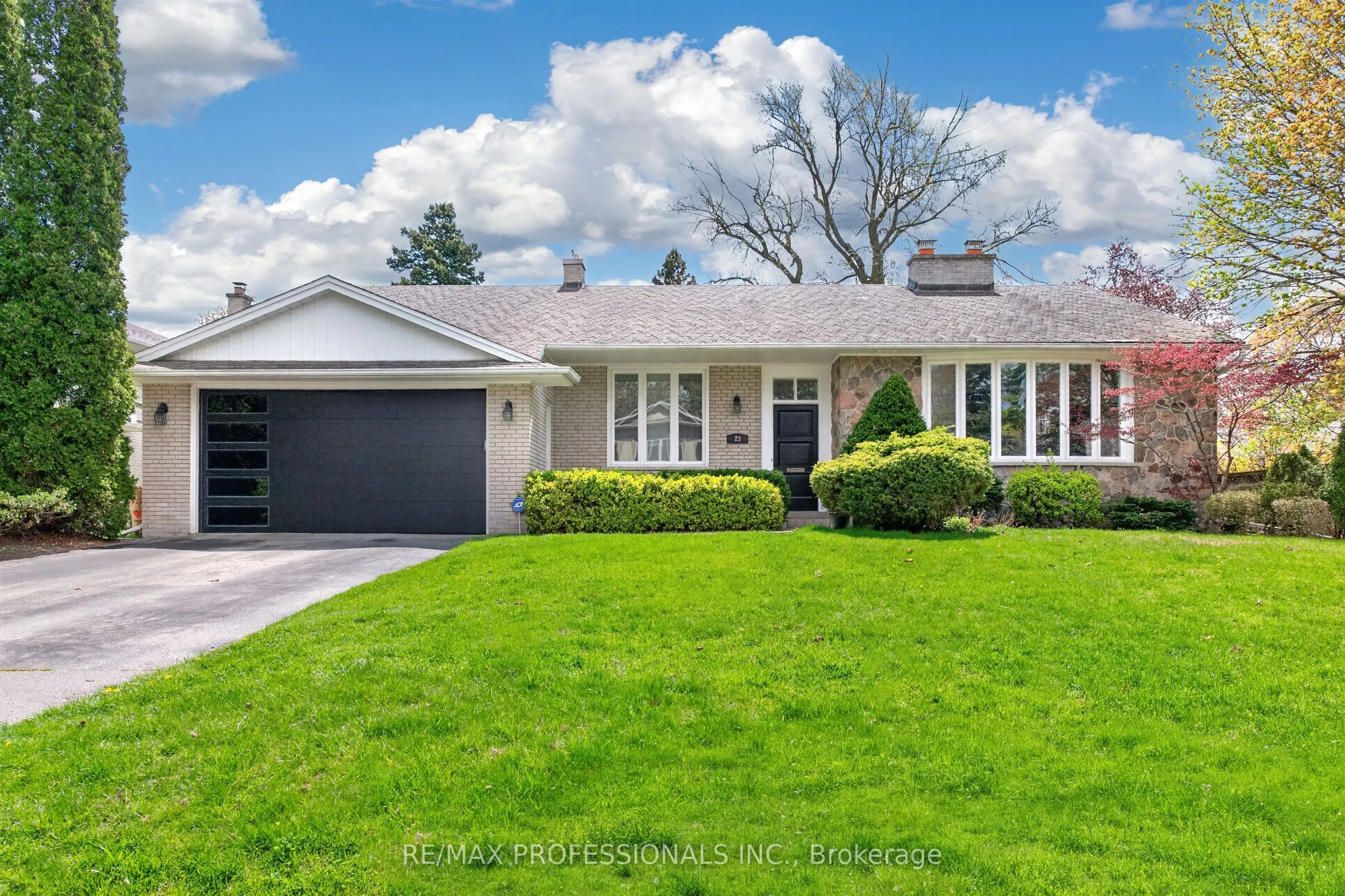 Detached Home For Sale | W13664108