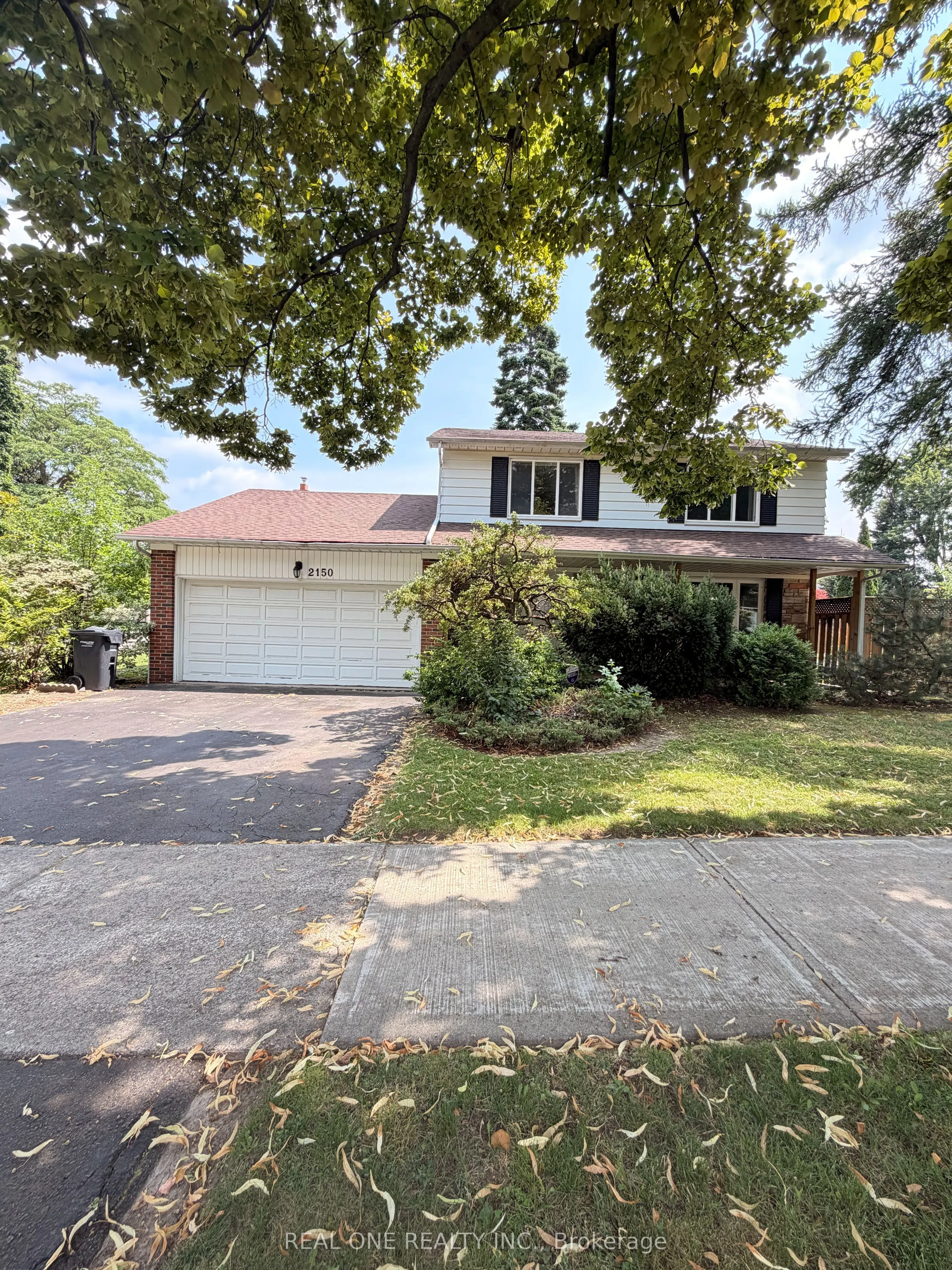 Detached Home For Lease | W13665044
