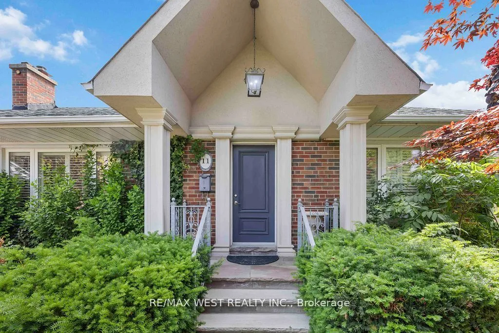 Detached Home For Lease | W13665808