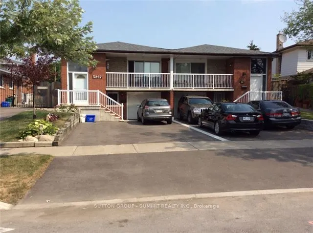 Semi-Detached Home For Lease | W13666754