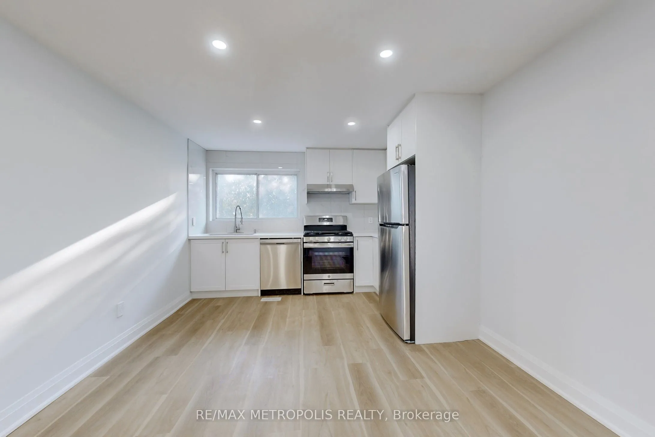 Property For Lease | W13669344