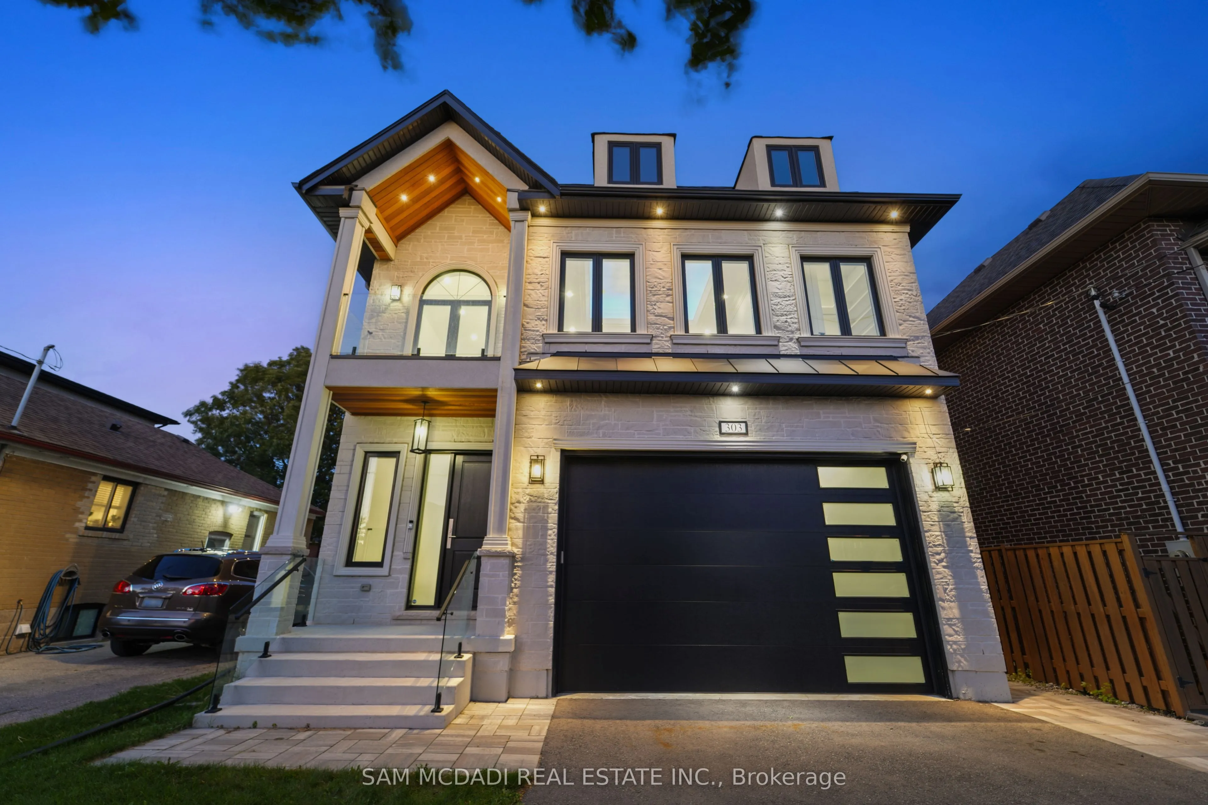 Detached Home For Sale | W13670078