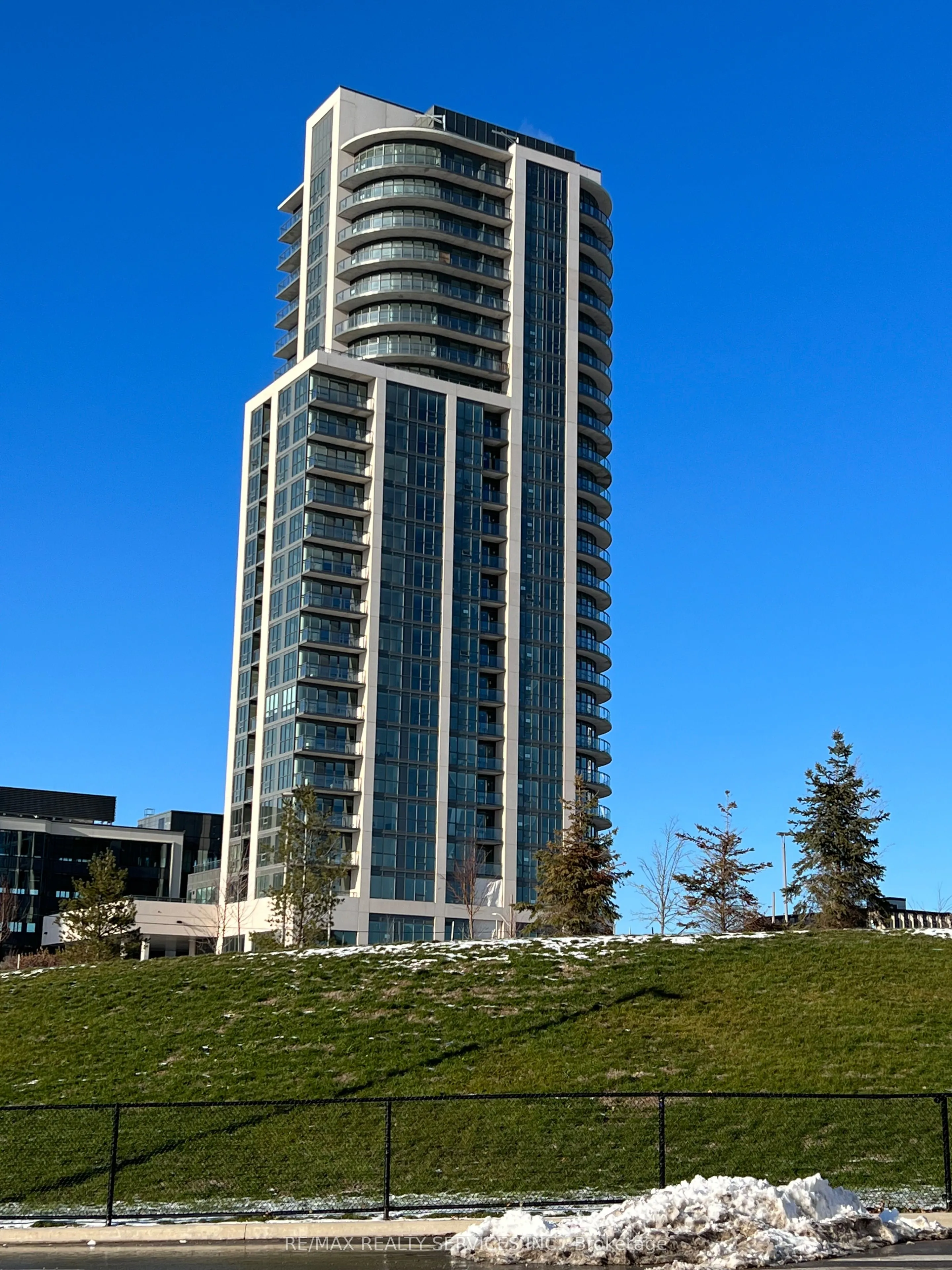 Property For Lease | W13672620