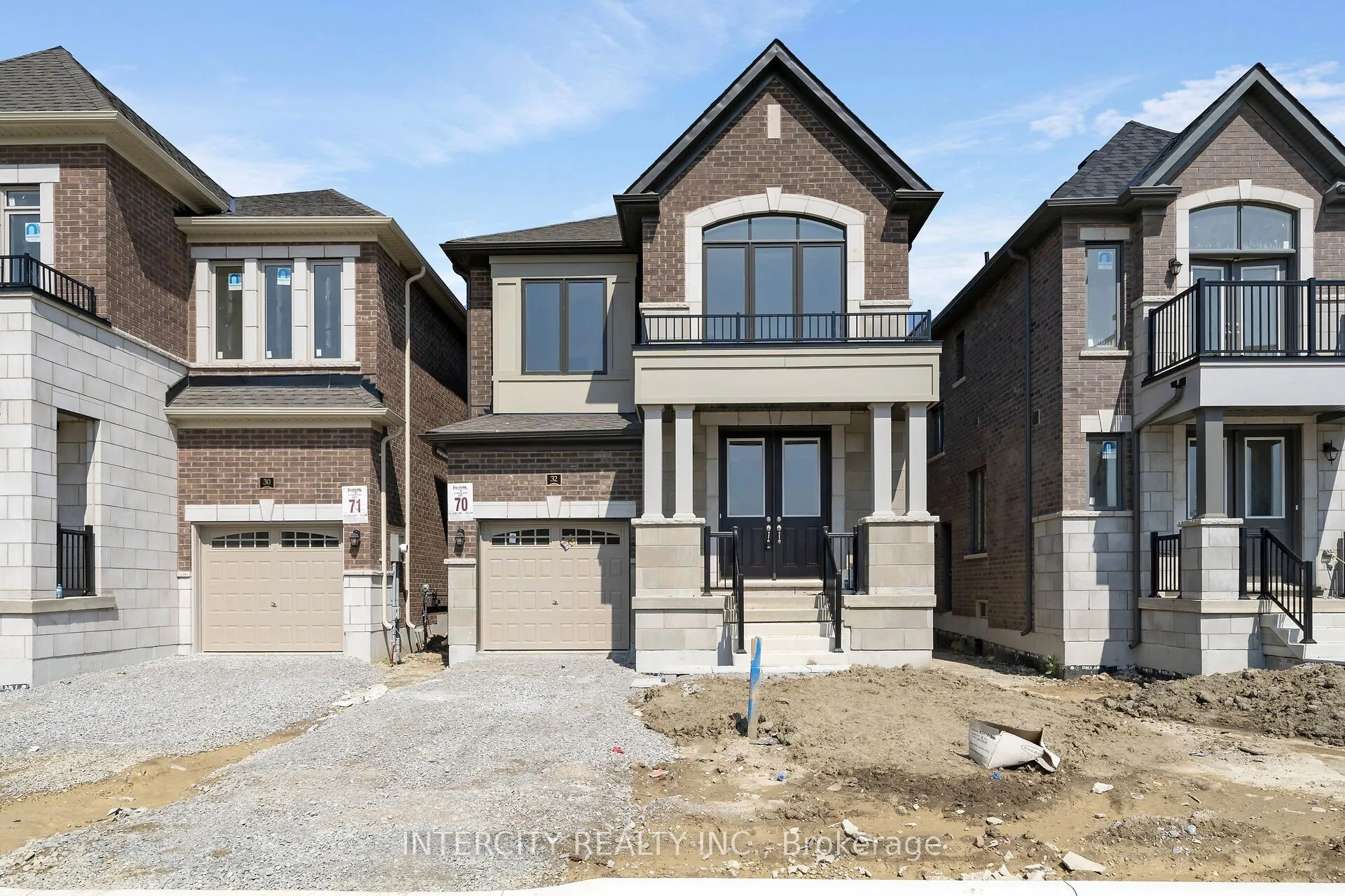 Detached Home For Sale | W13673318