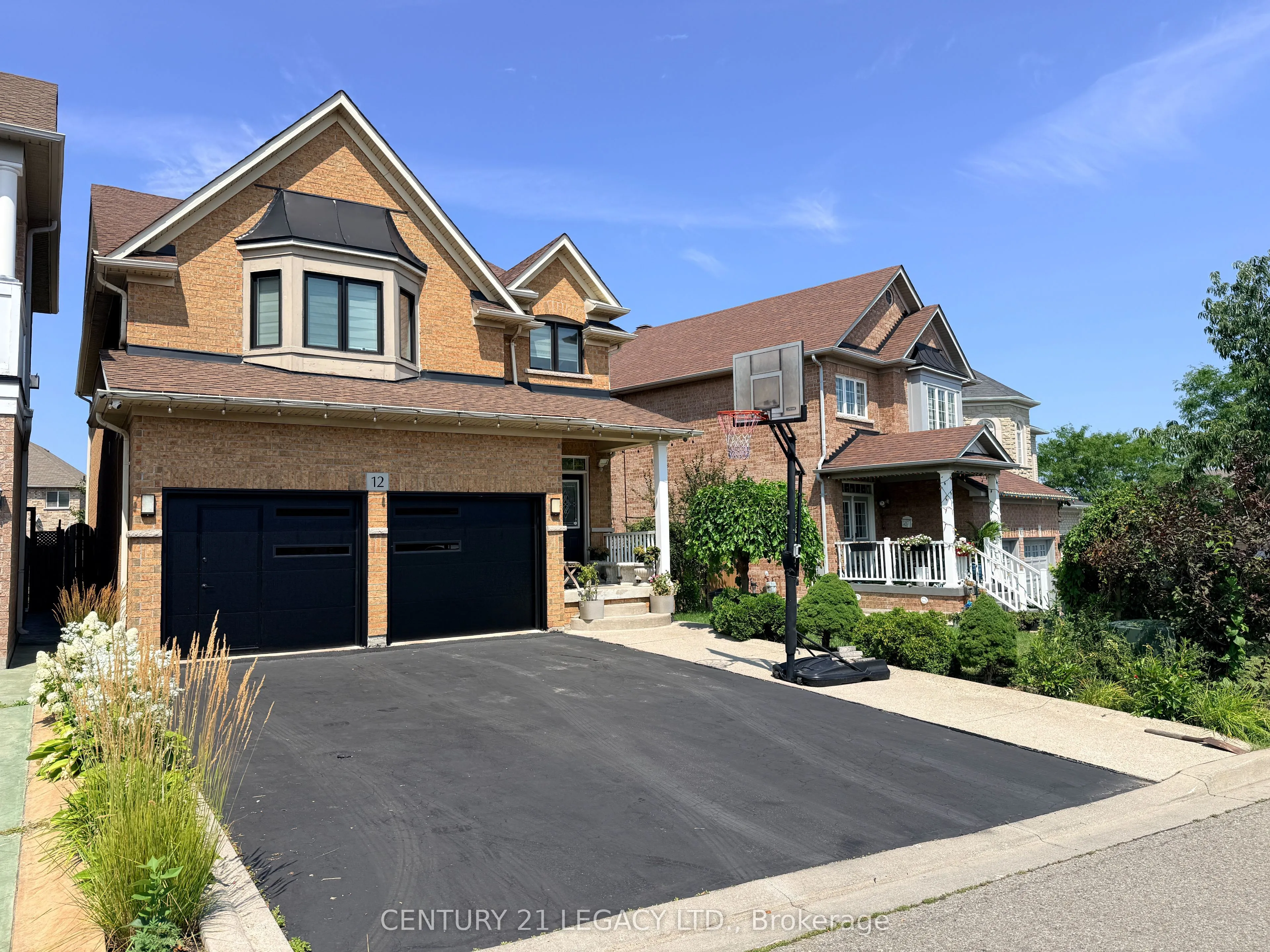 Detached Home For Sale | W13674372
