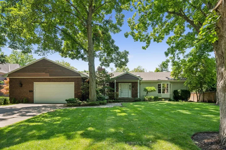 138 Appleby Place, Burlington, ON L7L 2X1