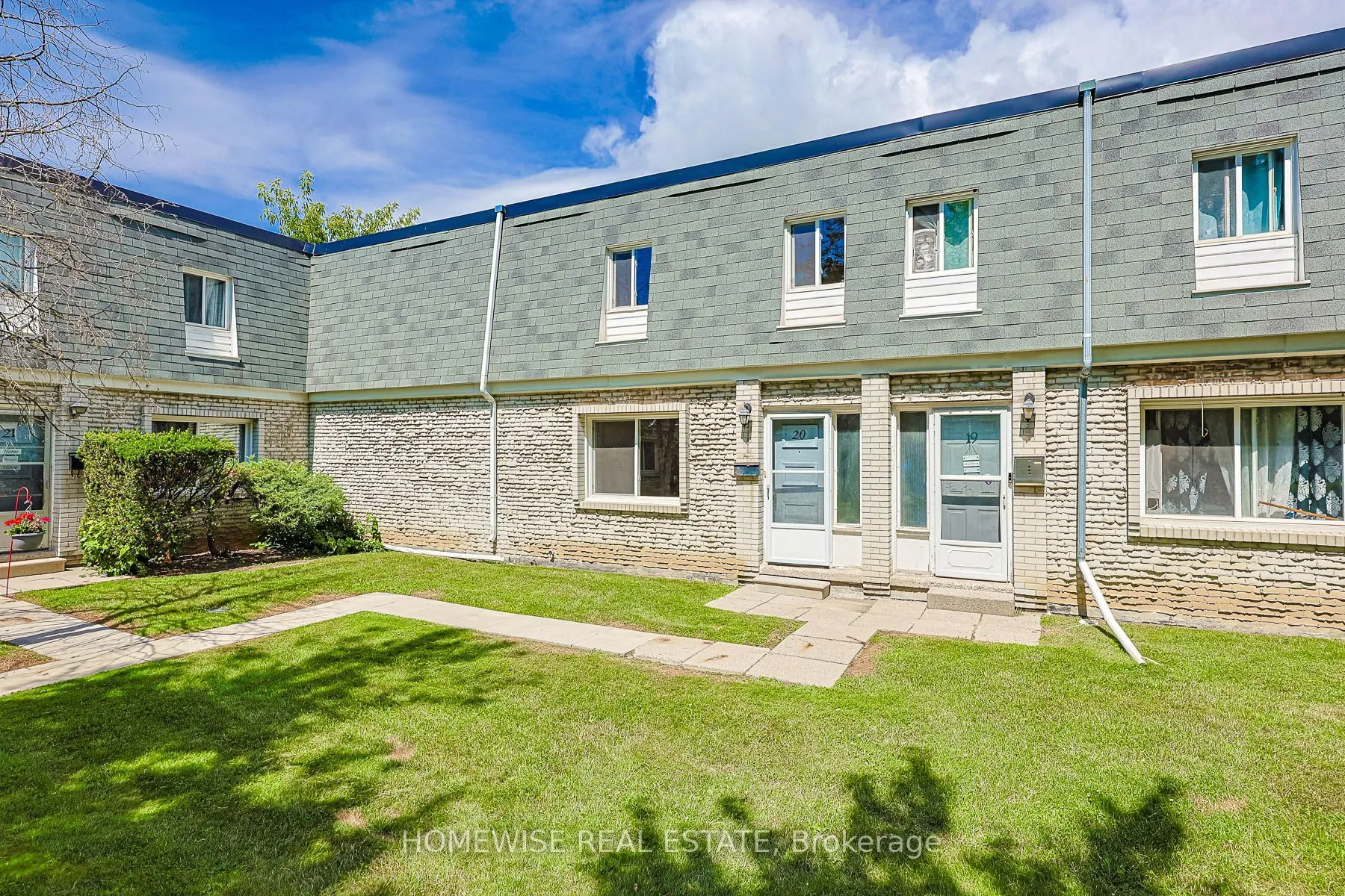 Property For Lease | W13675528