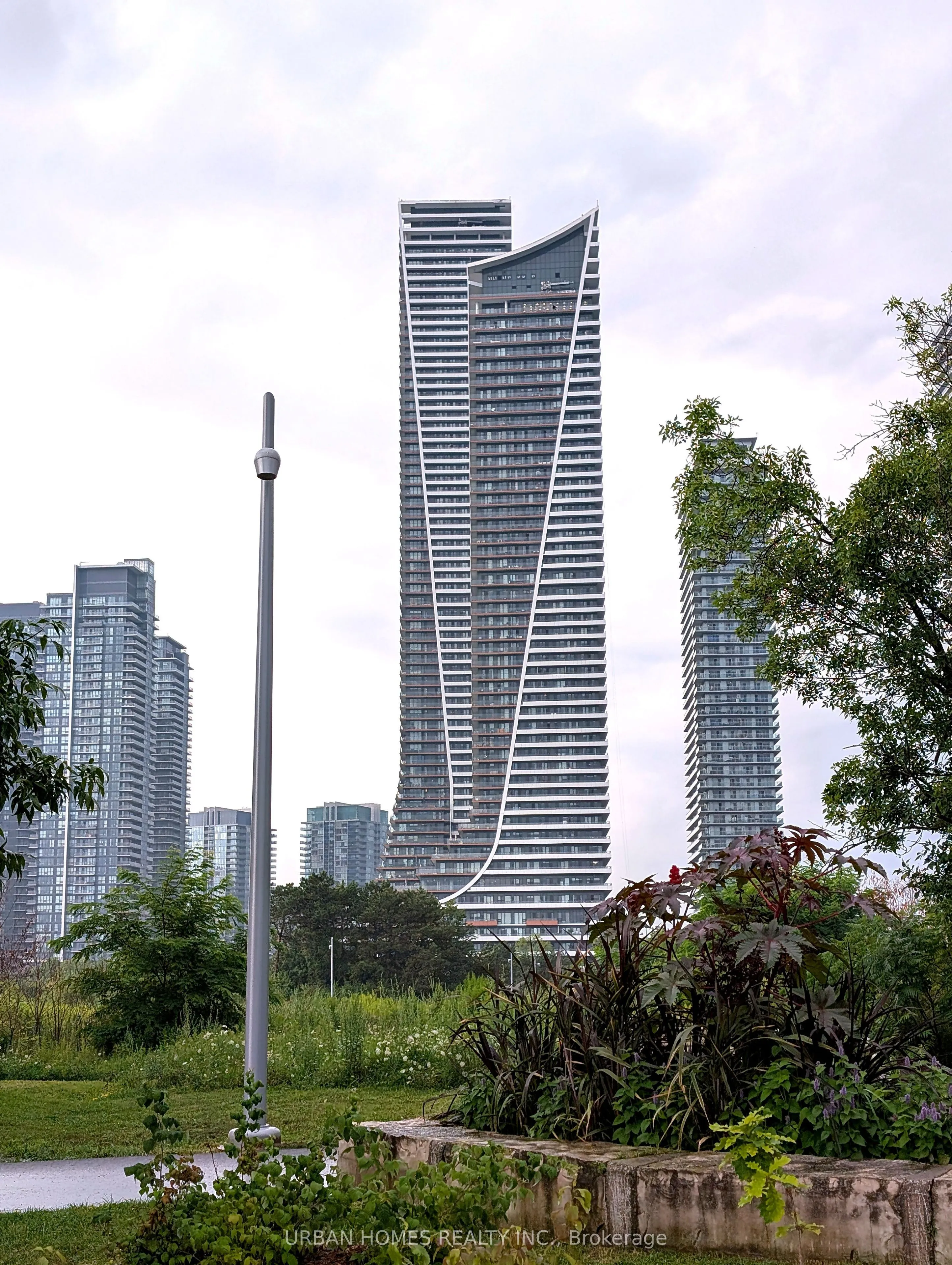 Property For Lease | W13675606