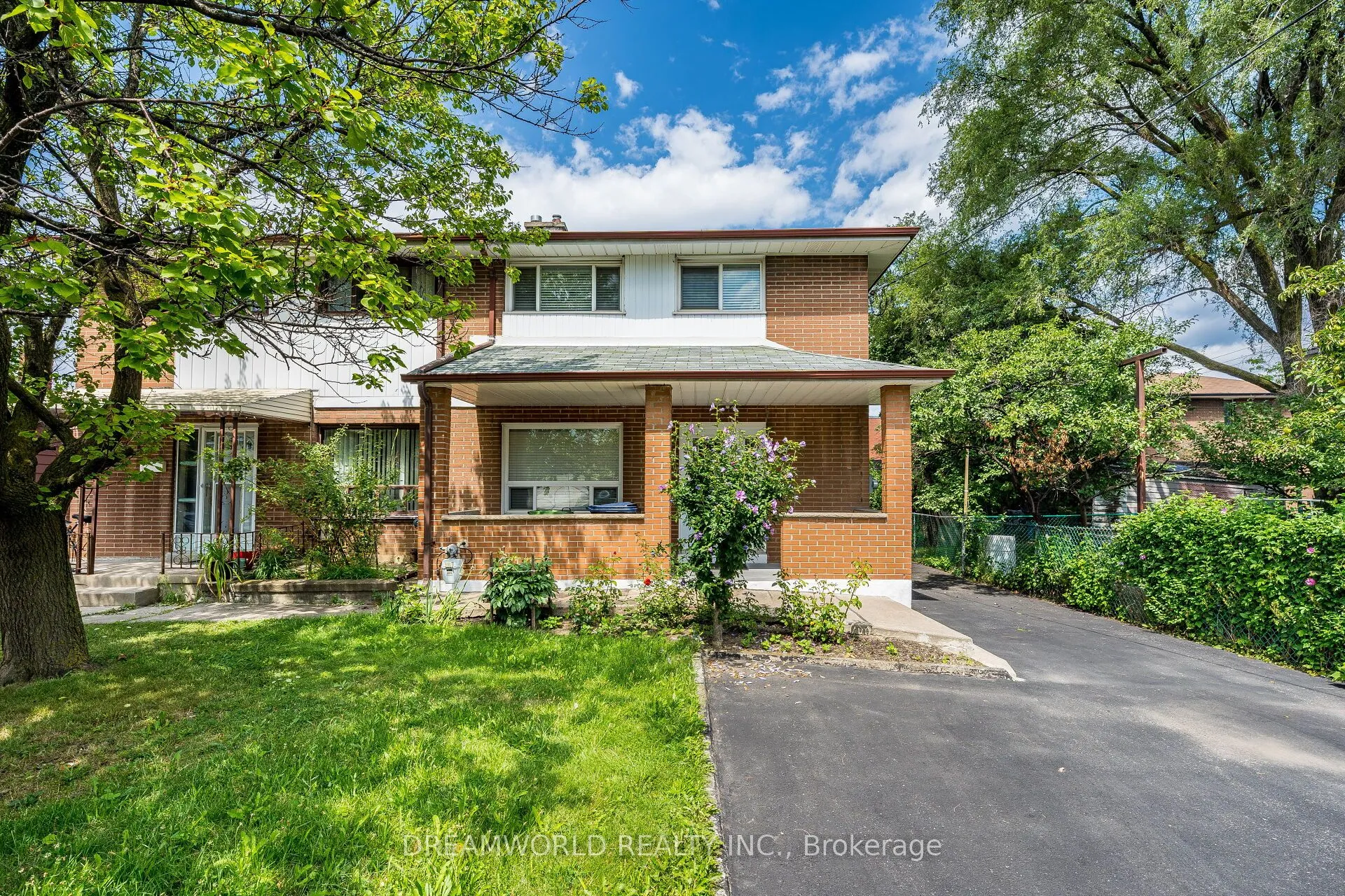 Semi-Detached Home For Sale | W13676100