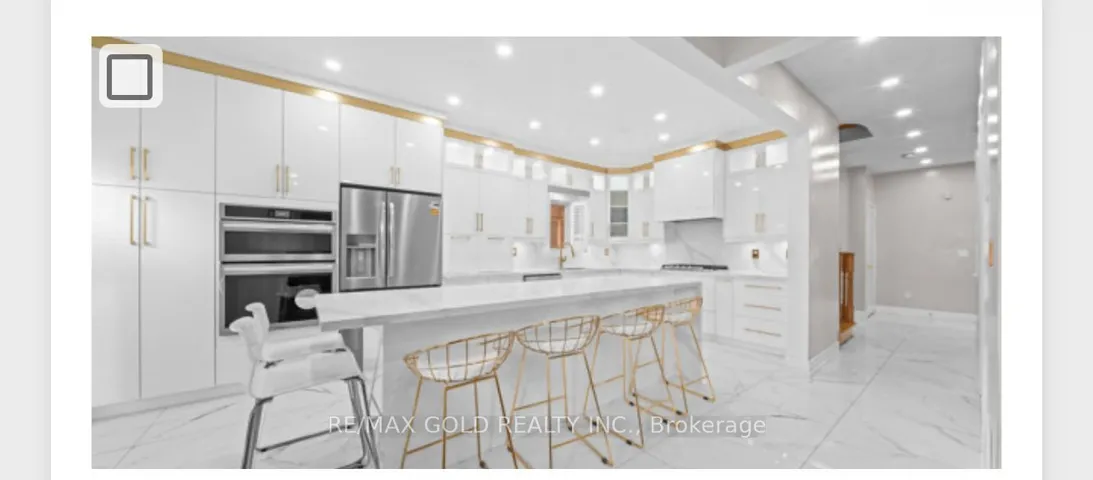 19 Attview Crescent, Brampton, ON L6P 2R5