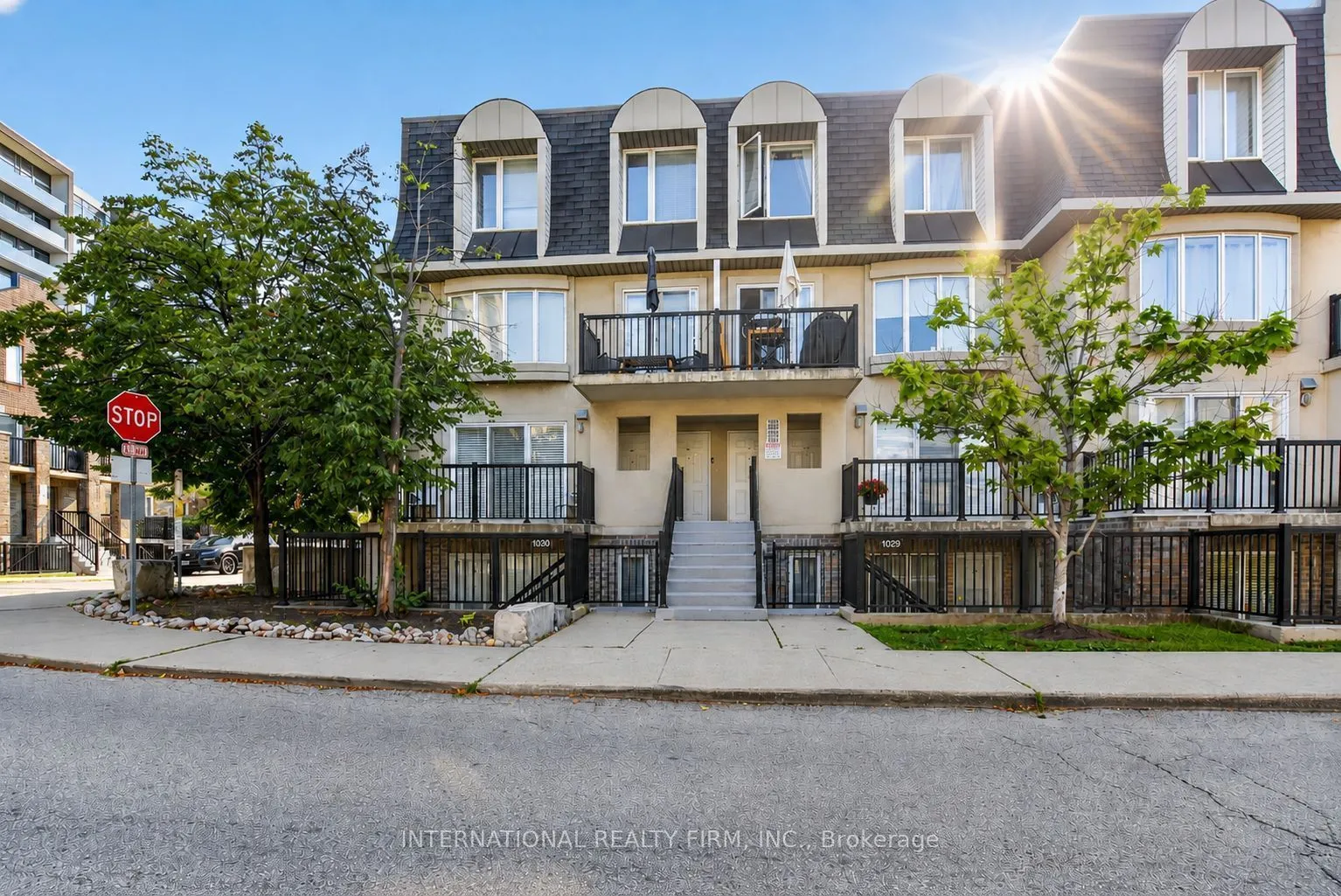 Property For Lease | W13676718