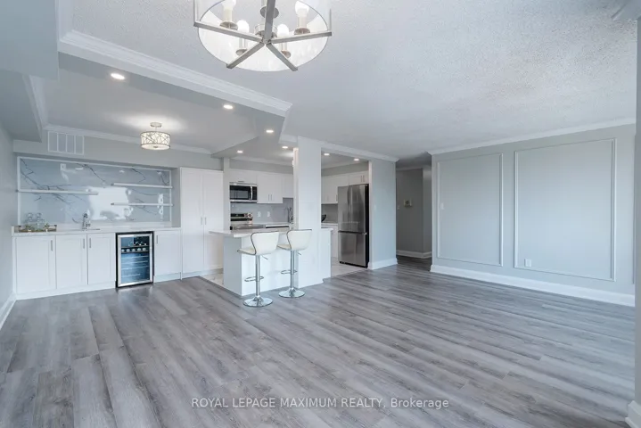 50 Elm E Drive, Mississauga, ON L5A 3X2