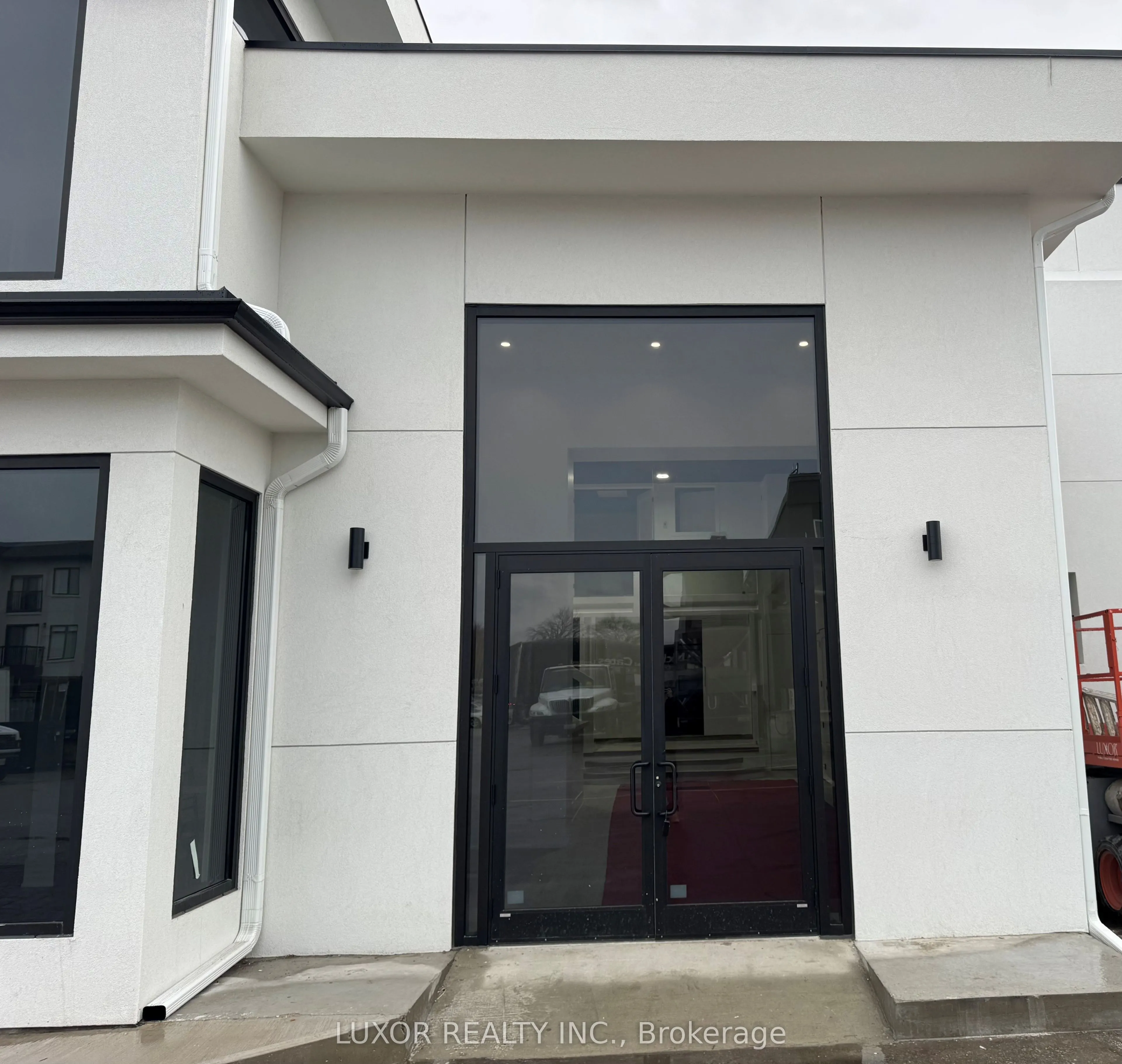 Industrial Property For Lease | W13678438