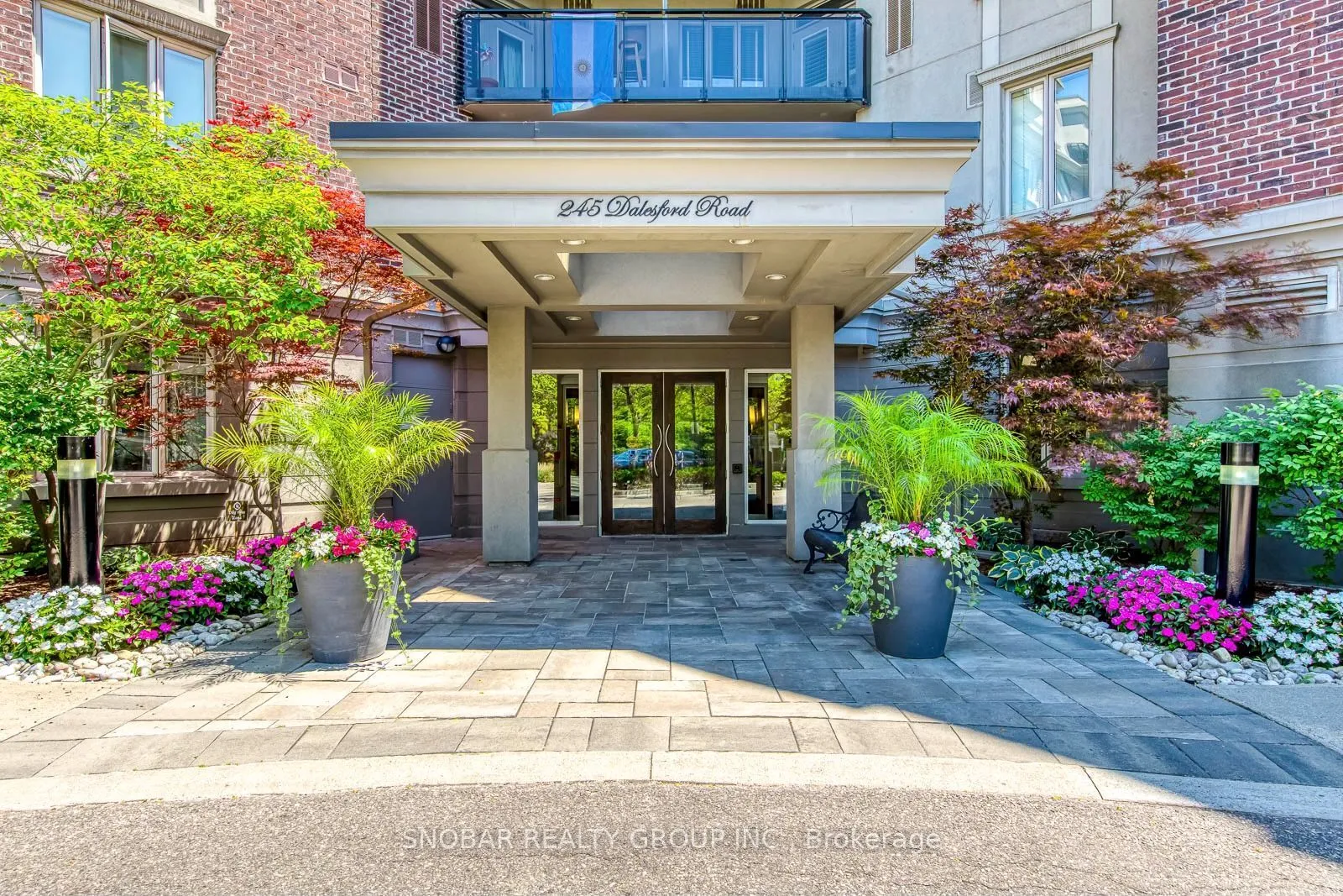 Property For Sale | W13679152