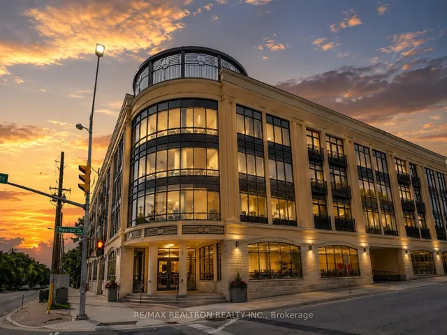 205 Lakeshore W Road, Oakville, ON L6K 0H8