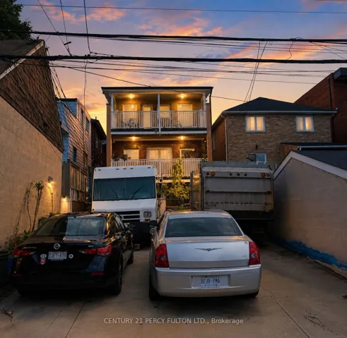 352 Caledonia Road, Toronto W03, ON M6E 4T6