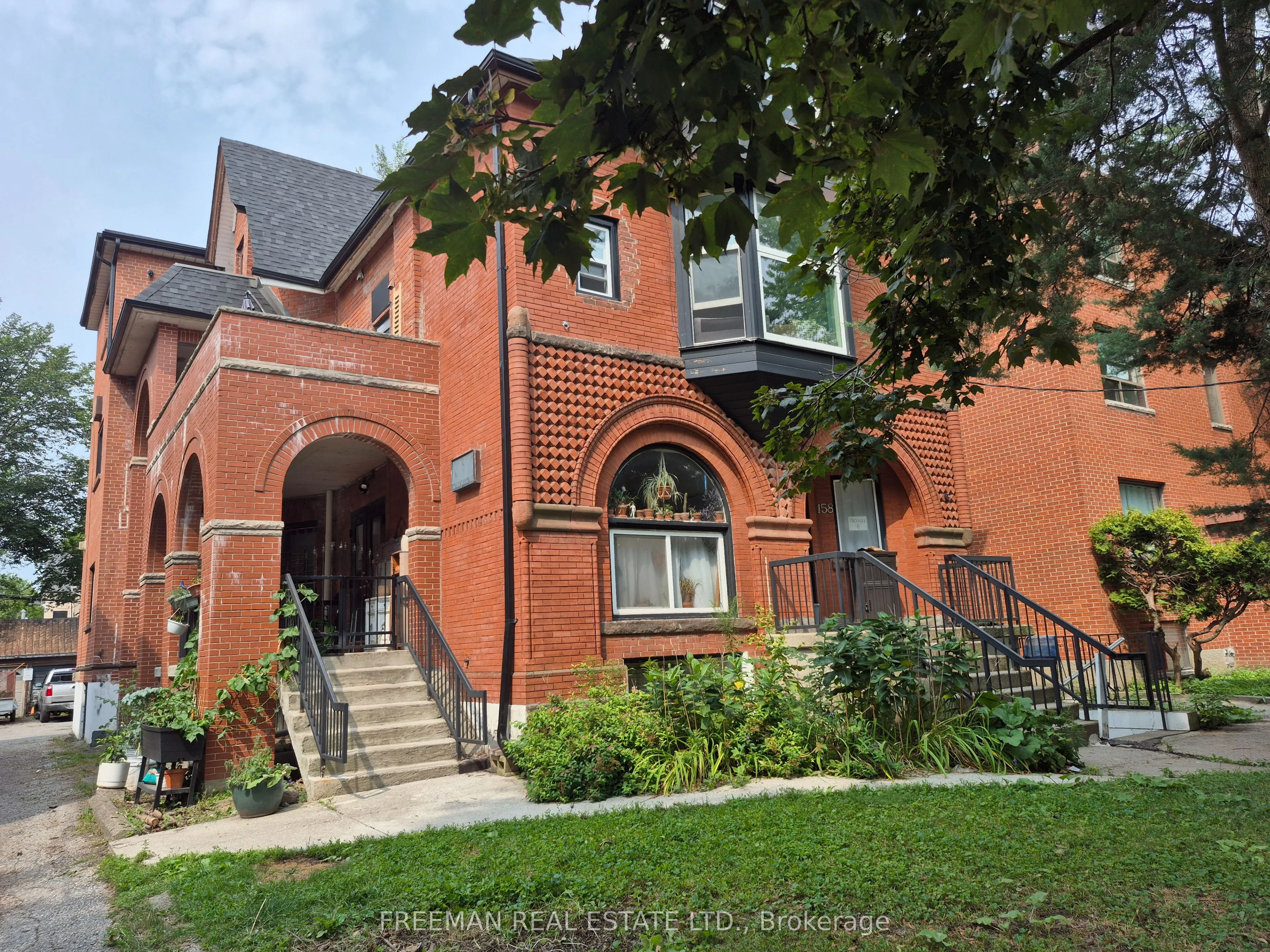 Multiplex For Lease | W13682464