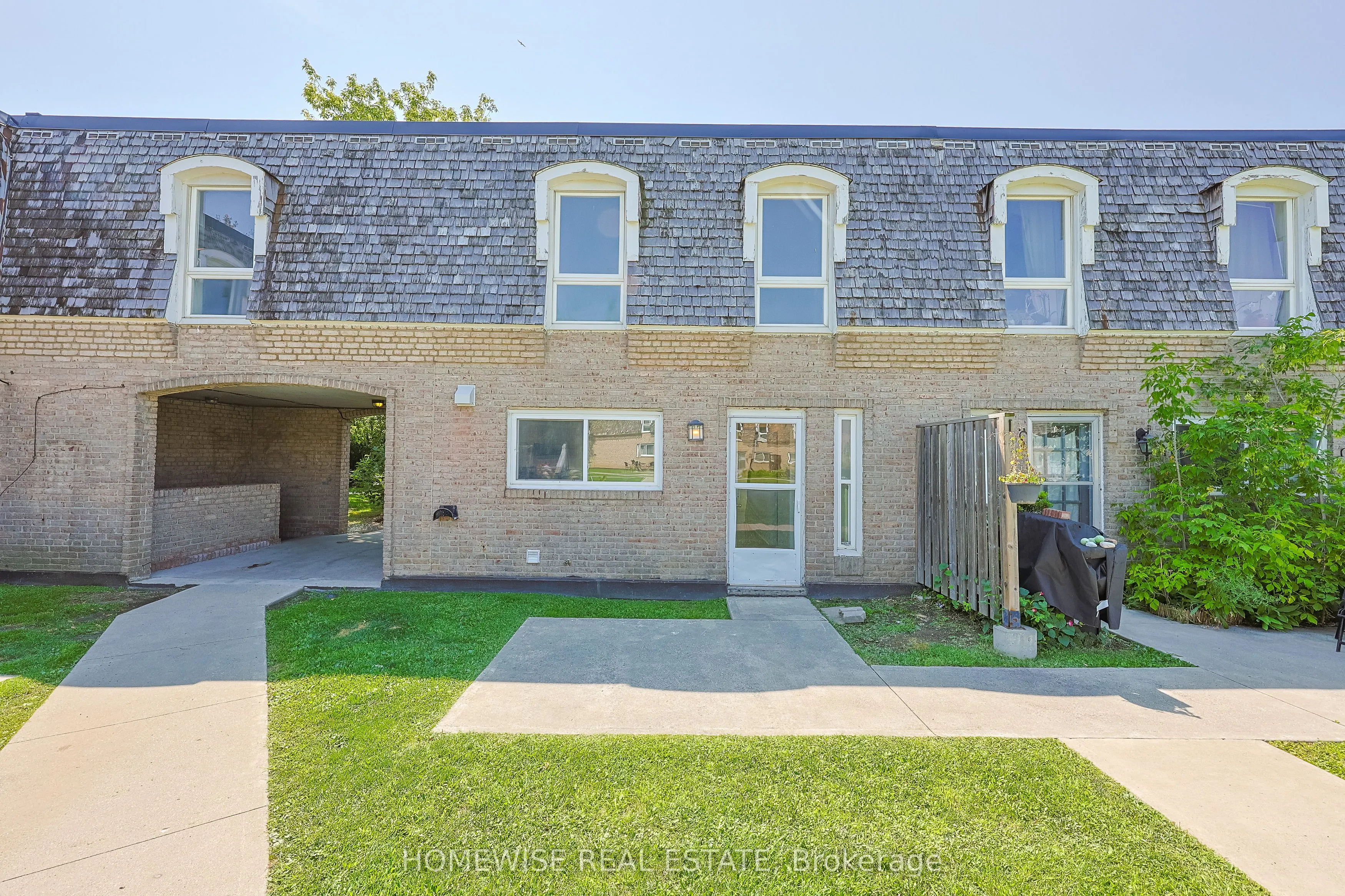 Property For Lease | W13682828