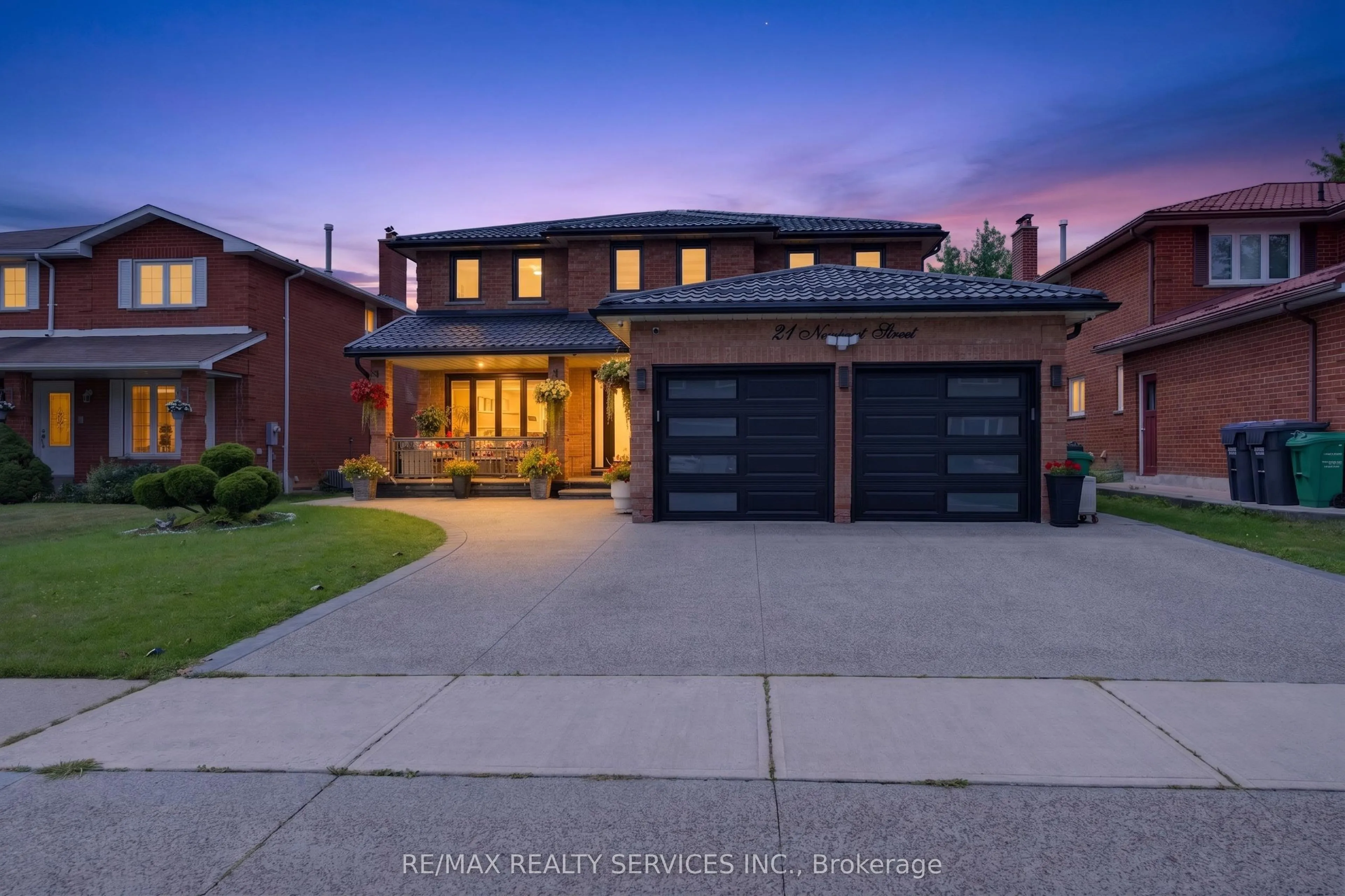 Detached Home For Sale | W13683530