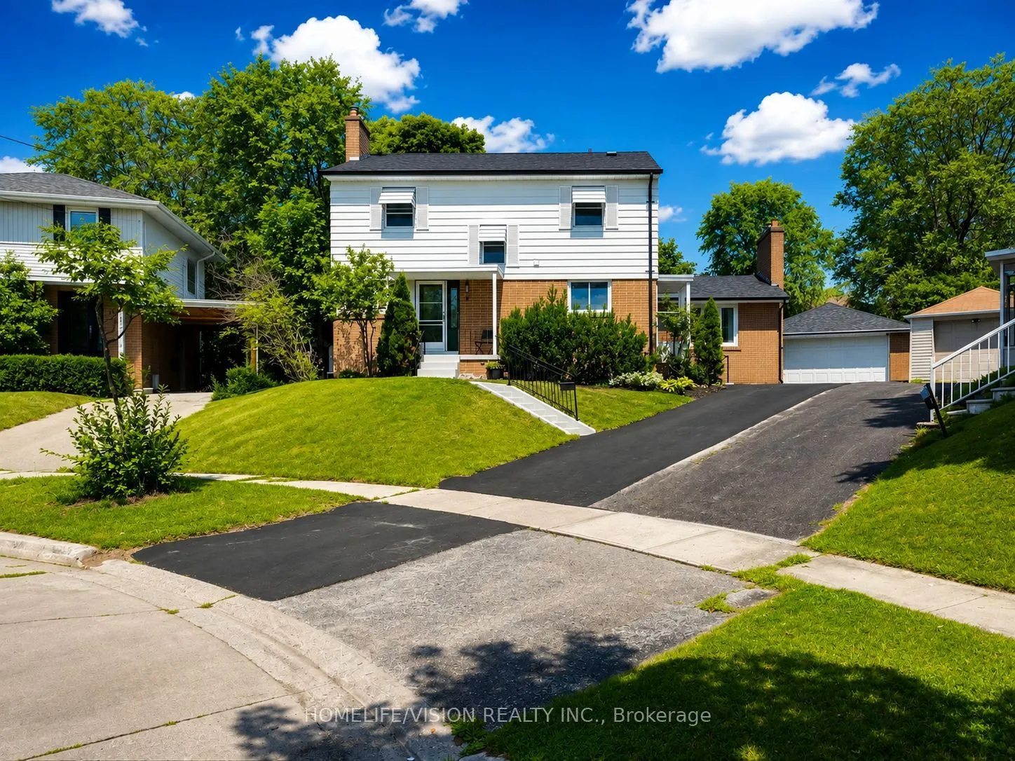 Detached Home For Sale | W13683664