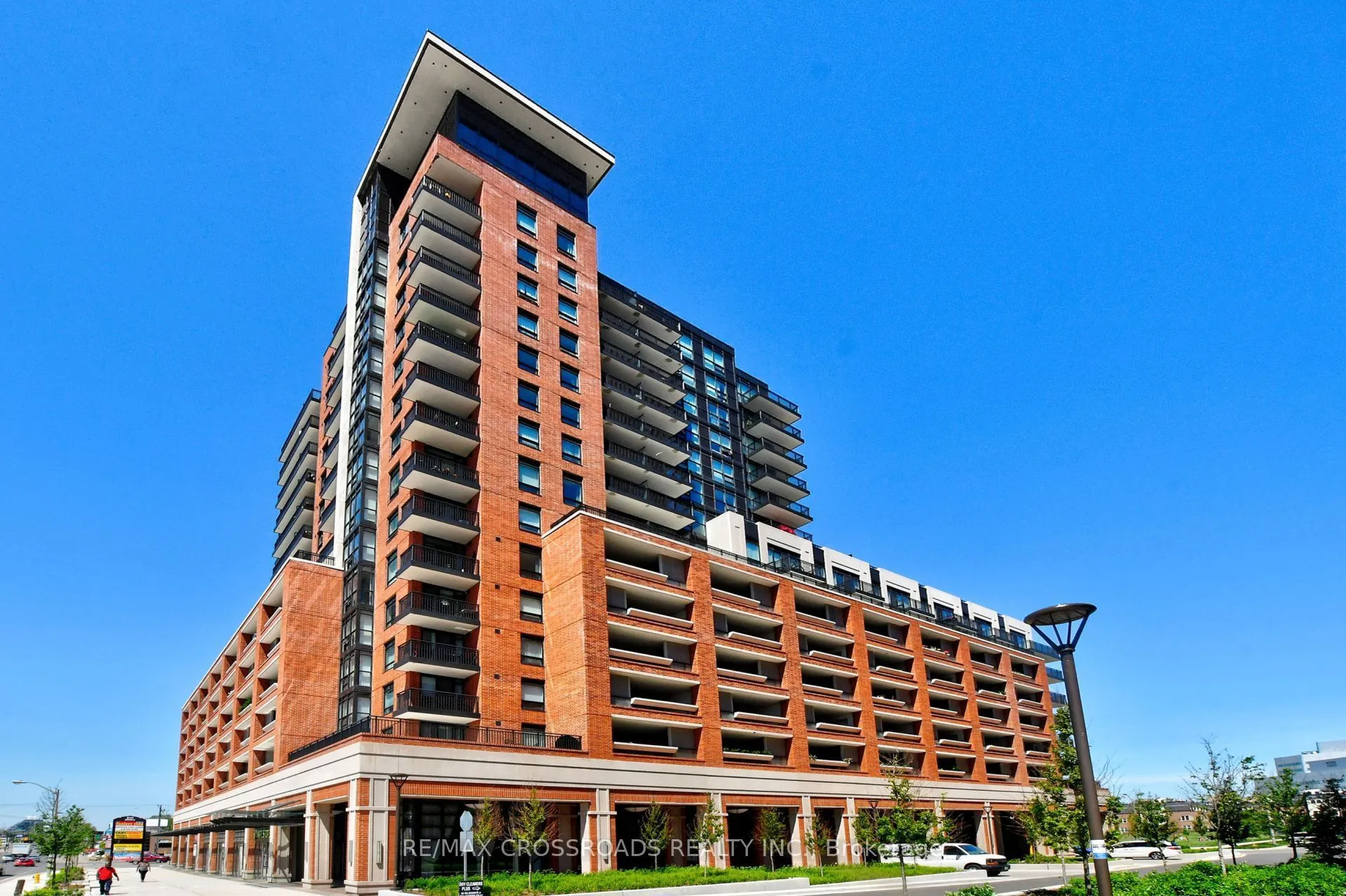 Property For Lease | W13684104
