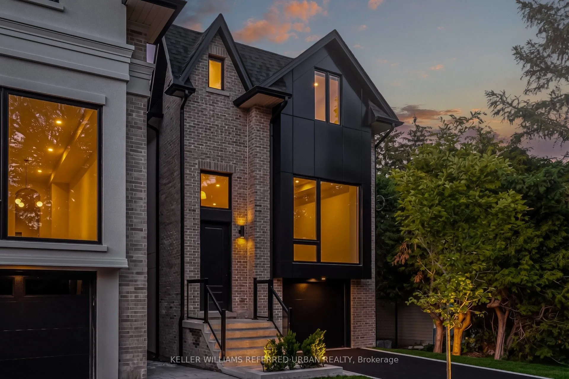 Detached Home For Lease | W13684752