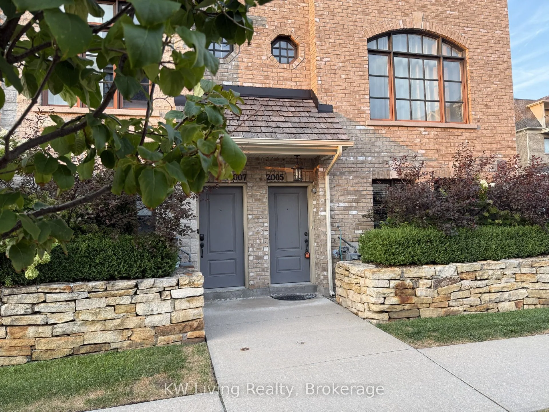 Property For Sale | W13685250