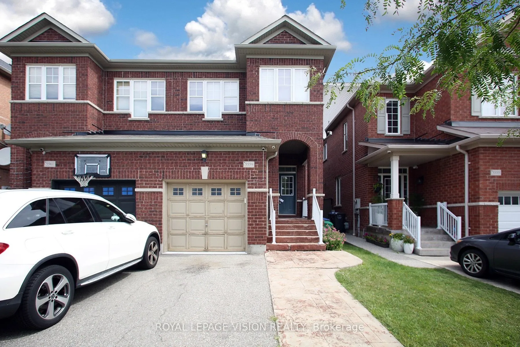 Semi-Detached Home For Sale | W13686444