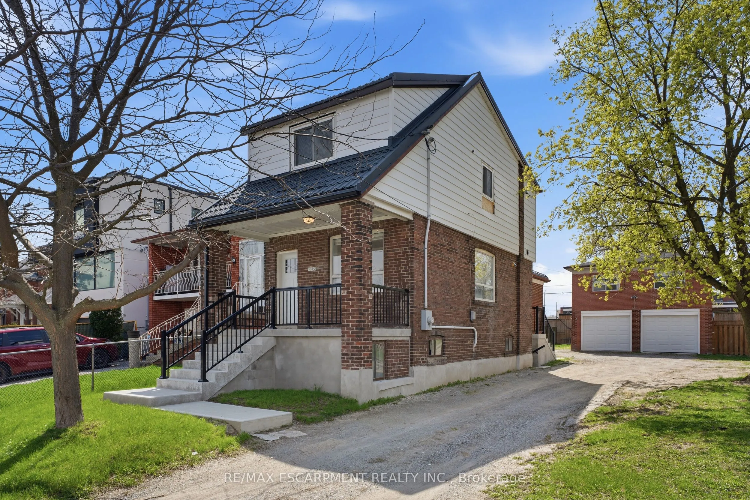 Detached Home For Sale | W13686490