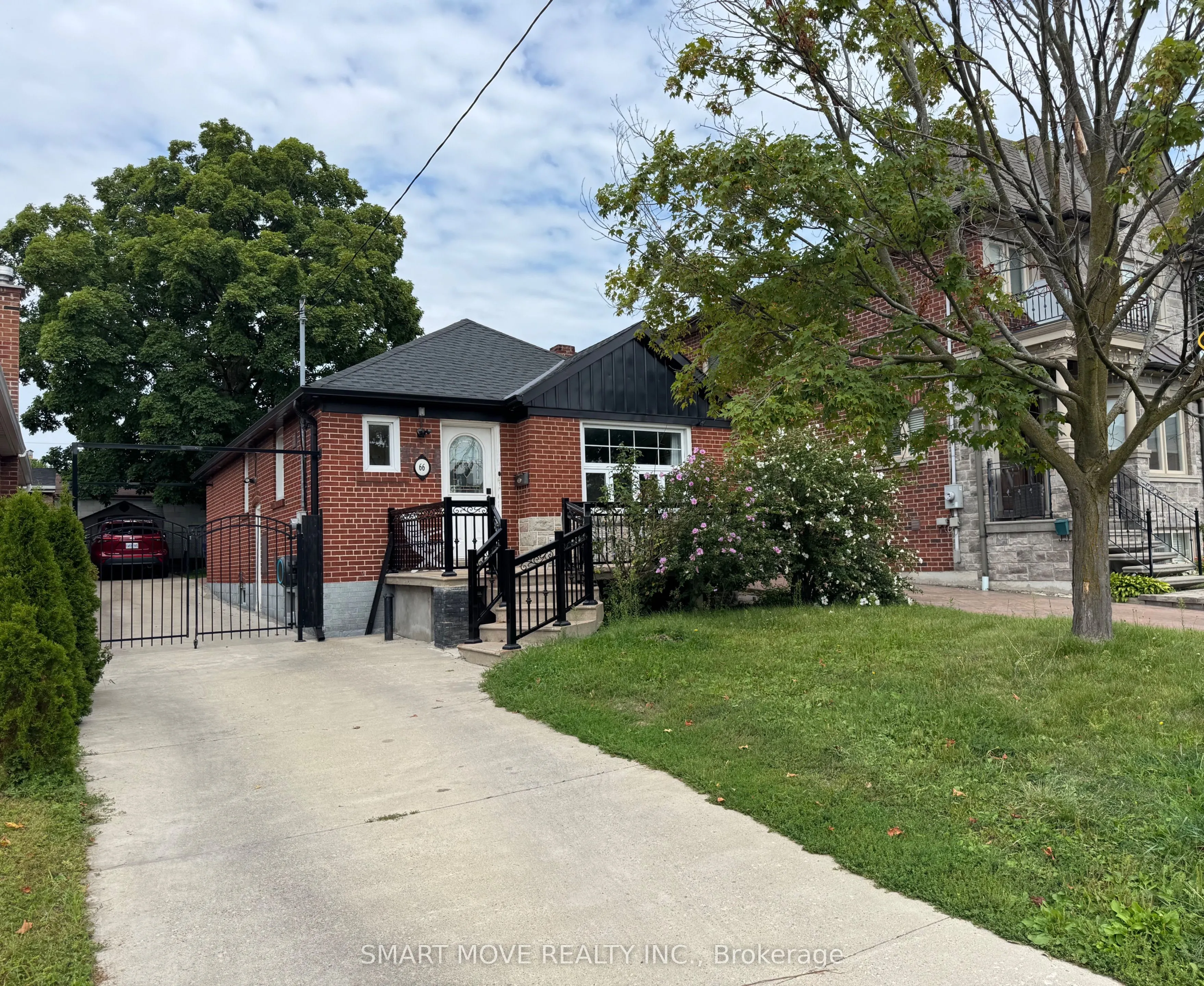 Detached Home For Sale | W13687378