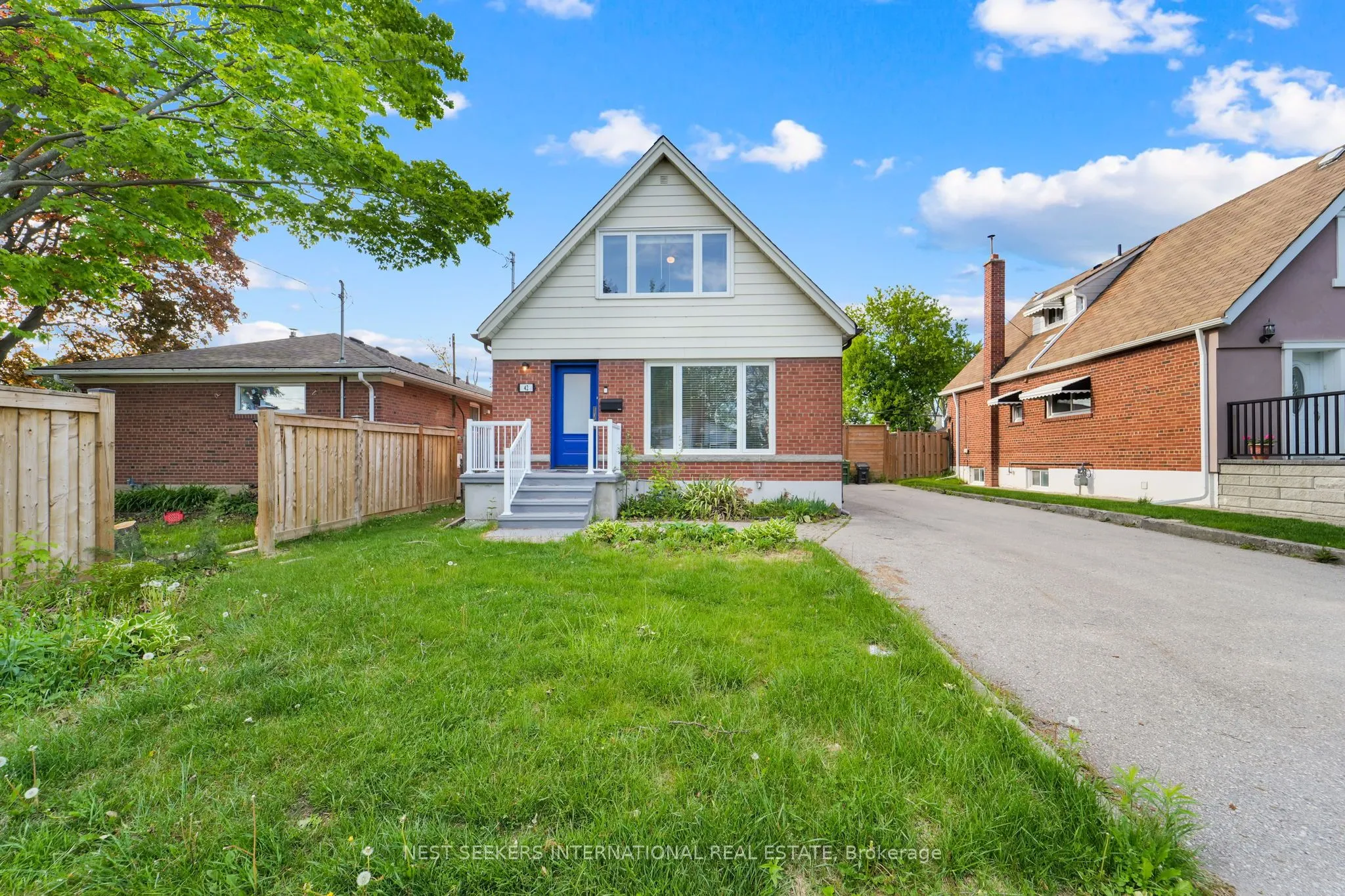 Detached Home For Sale | W13687938