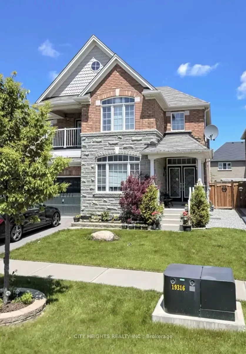 Detached Home For Lease | W13688254