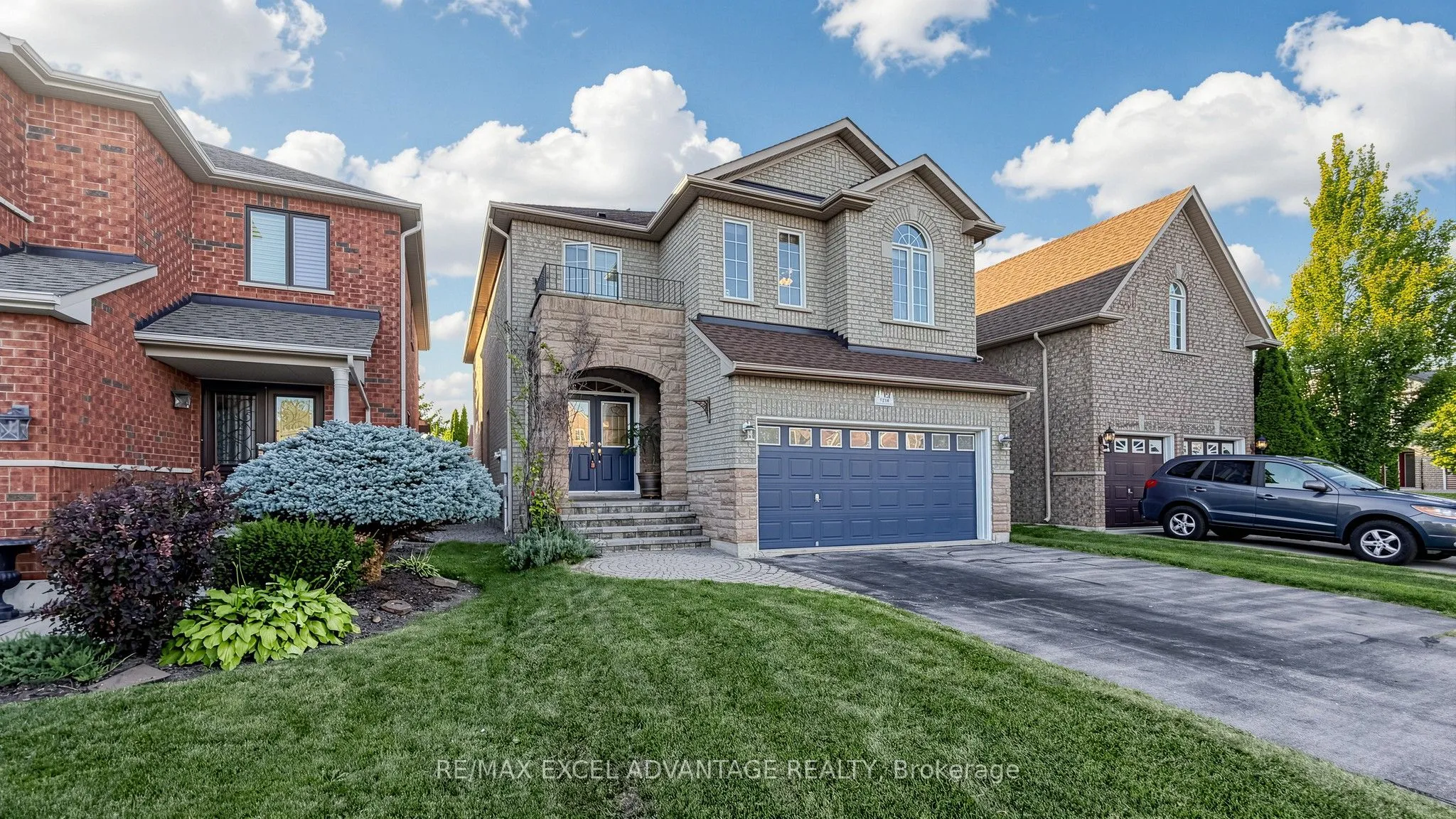 Detached Home For Sale | W13689124