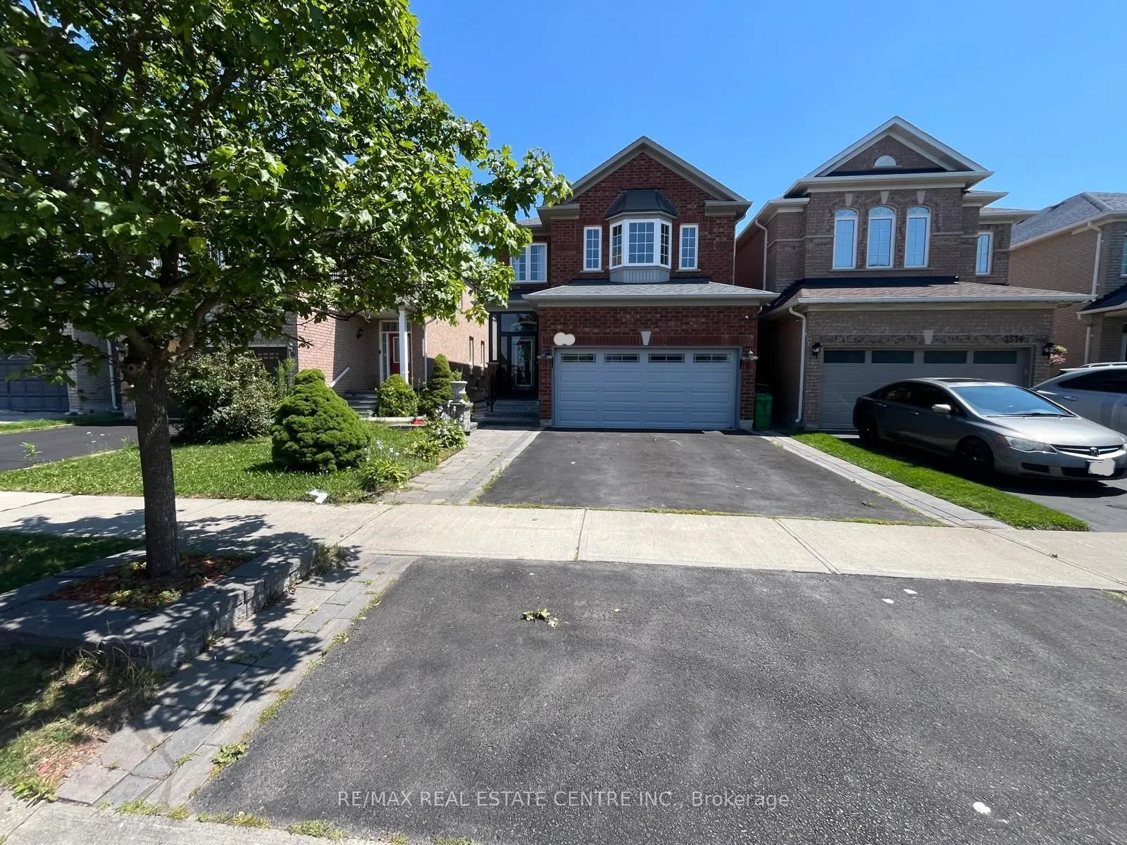 Detached Home For Lease | W13689424